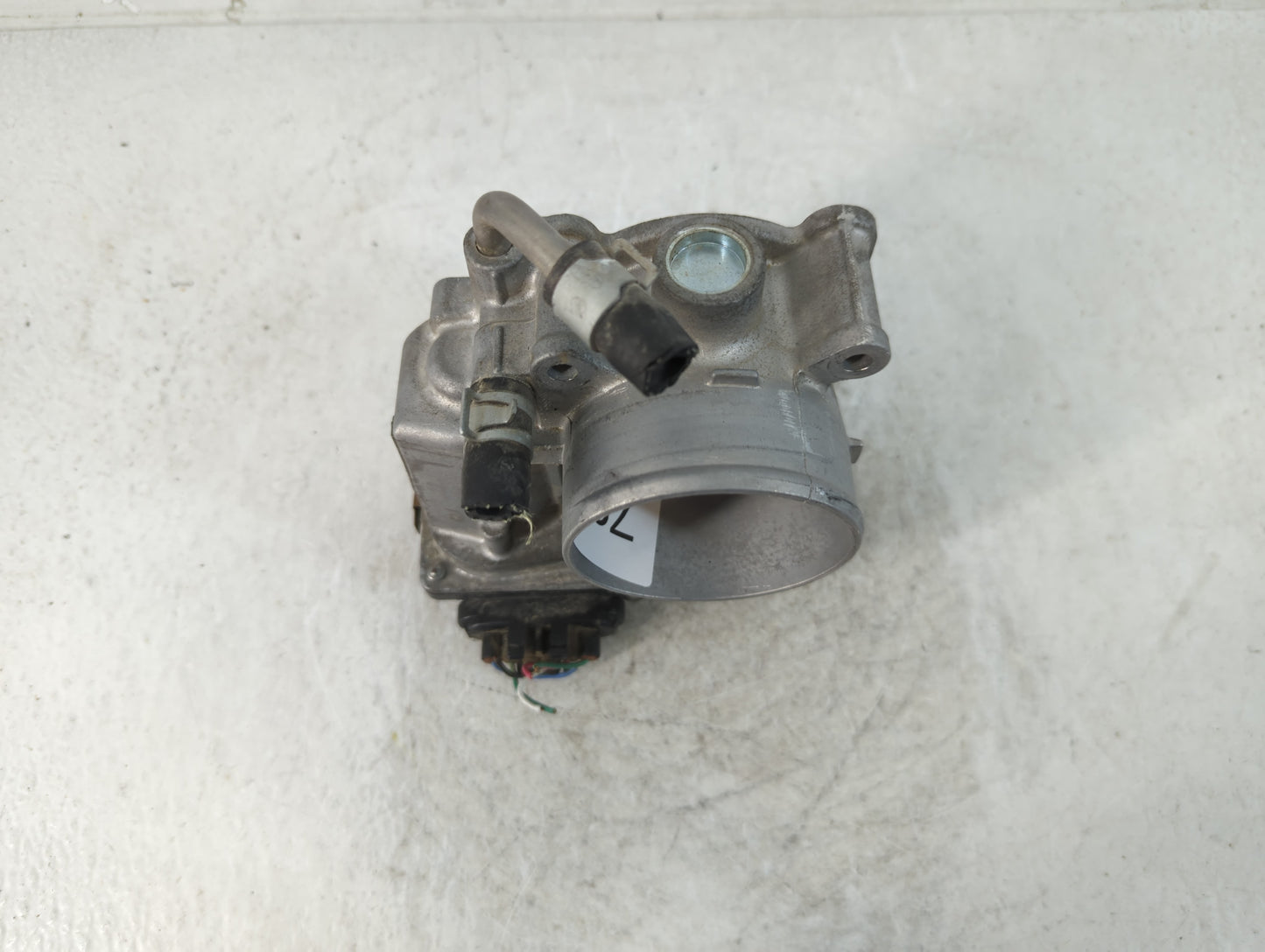 2017-2018 Nissan Rogue Sport Throttle Body P/N:4BA60-01 E Fits Fits 2017 2018 OEM Used Auto Parts - Oemusedautoparts1.com