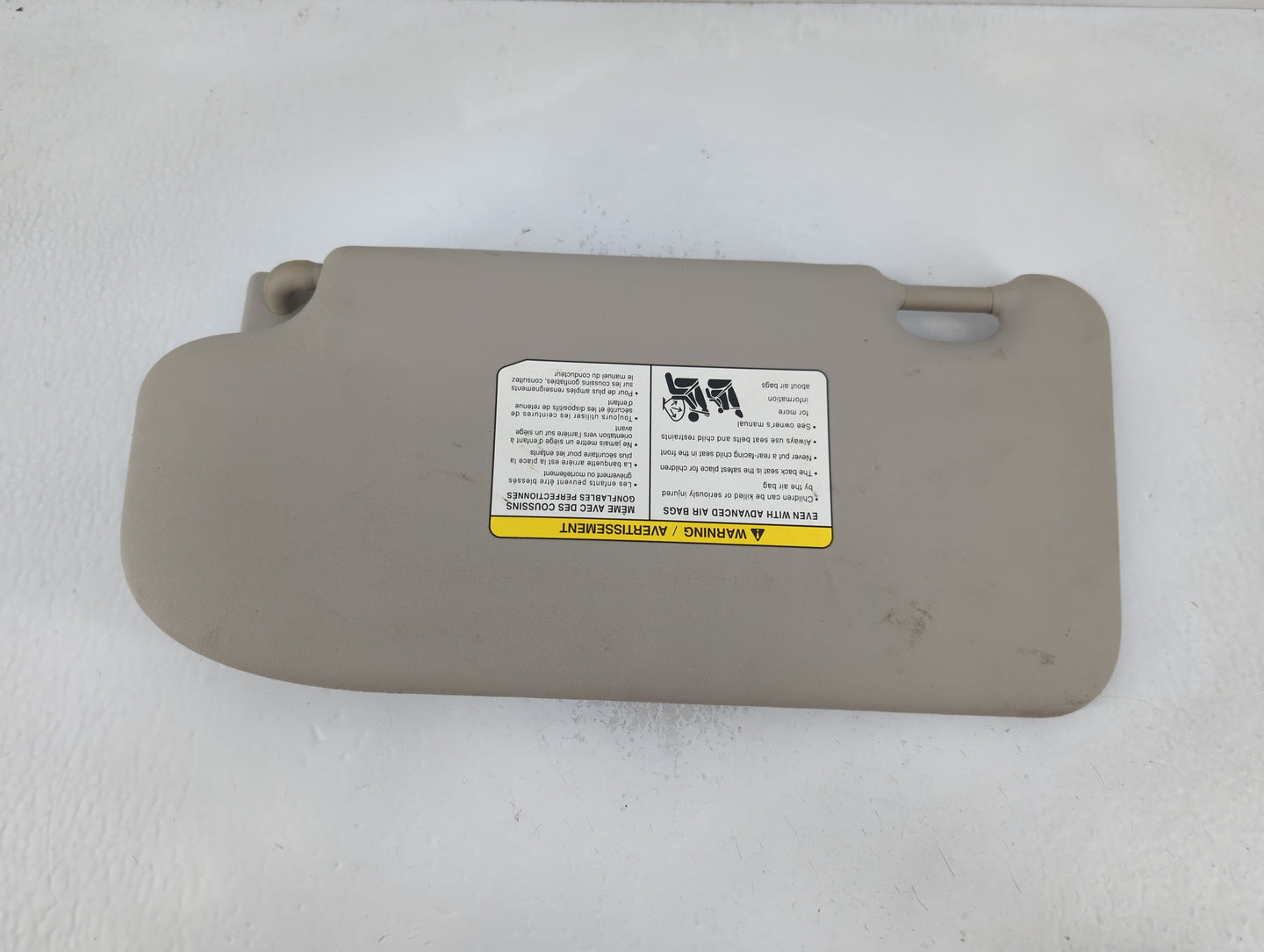 2017-2018 Nissan Rogue Sport Sun Visor Shade Replacement Passenger Right Mirror Fits Fits 2017 2018 OEM Used Auto Parts - Oe