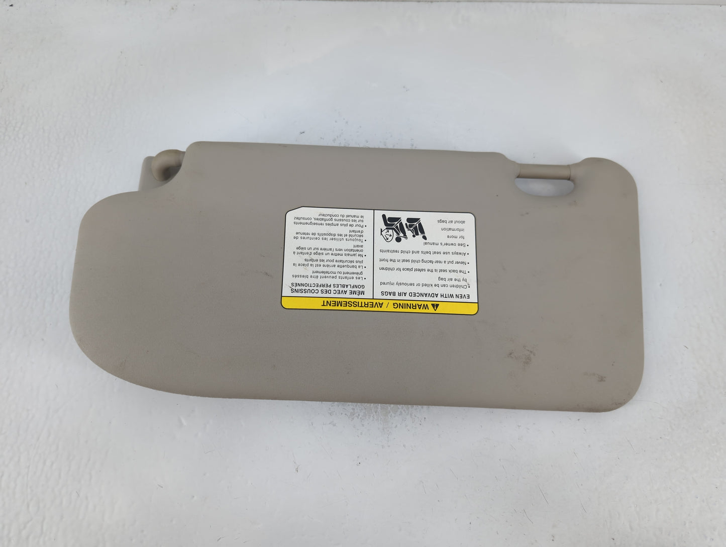 2017-2018 Nissan Rogue Sport Sun Visor Shade Replacement Passenger Right Mirror Fits Fits 2017 2018 OEM Used Auto Parts - Oe