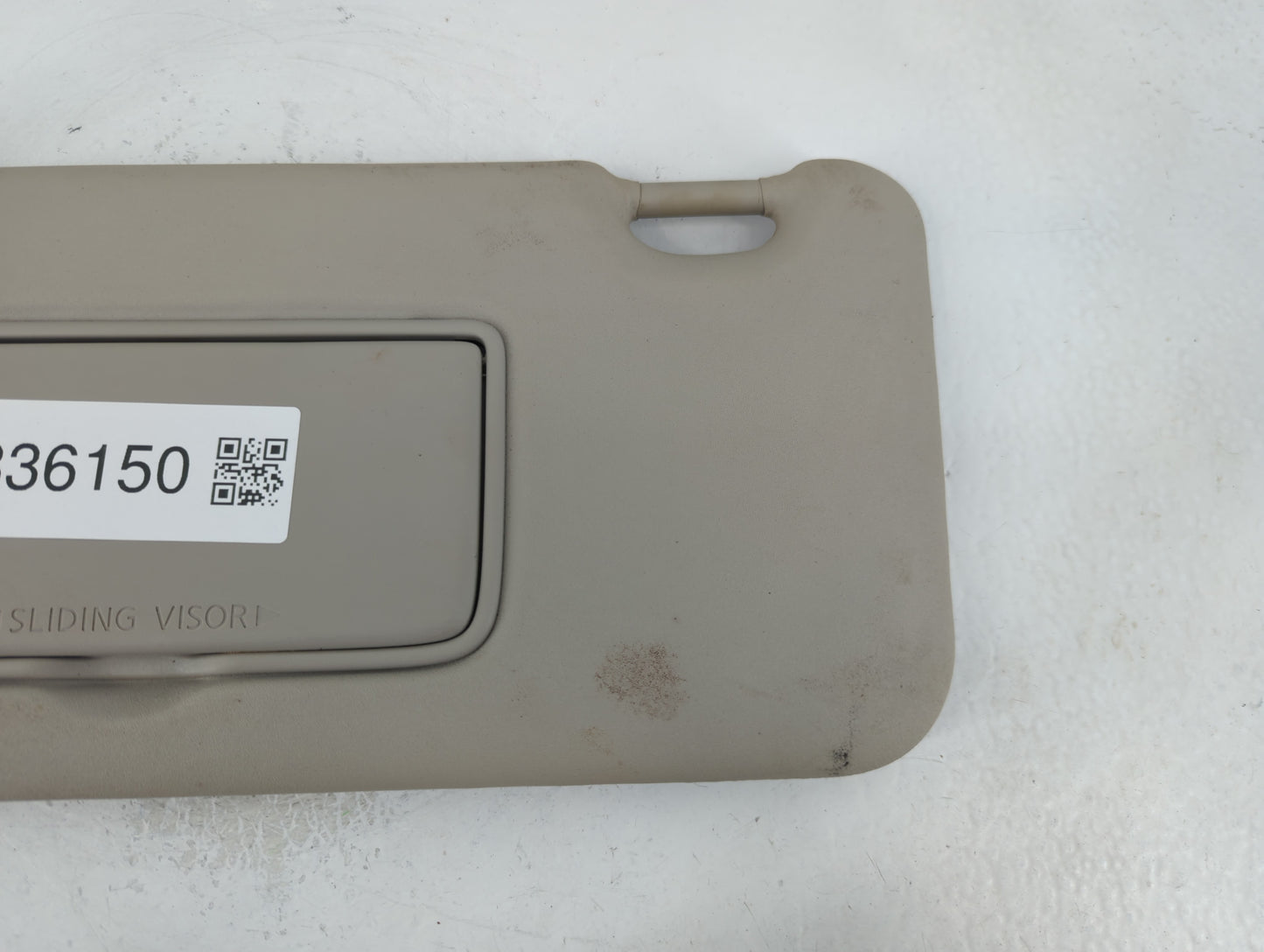 2017-2018 Nissan Rogue Sport Sun Visor Shade Replacement Passenger Right Mirror Fits Fits 2017 2018 OEM Used Auto Parts - Oe