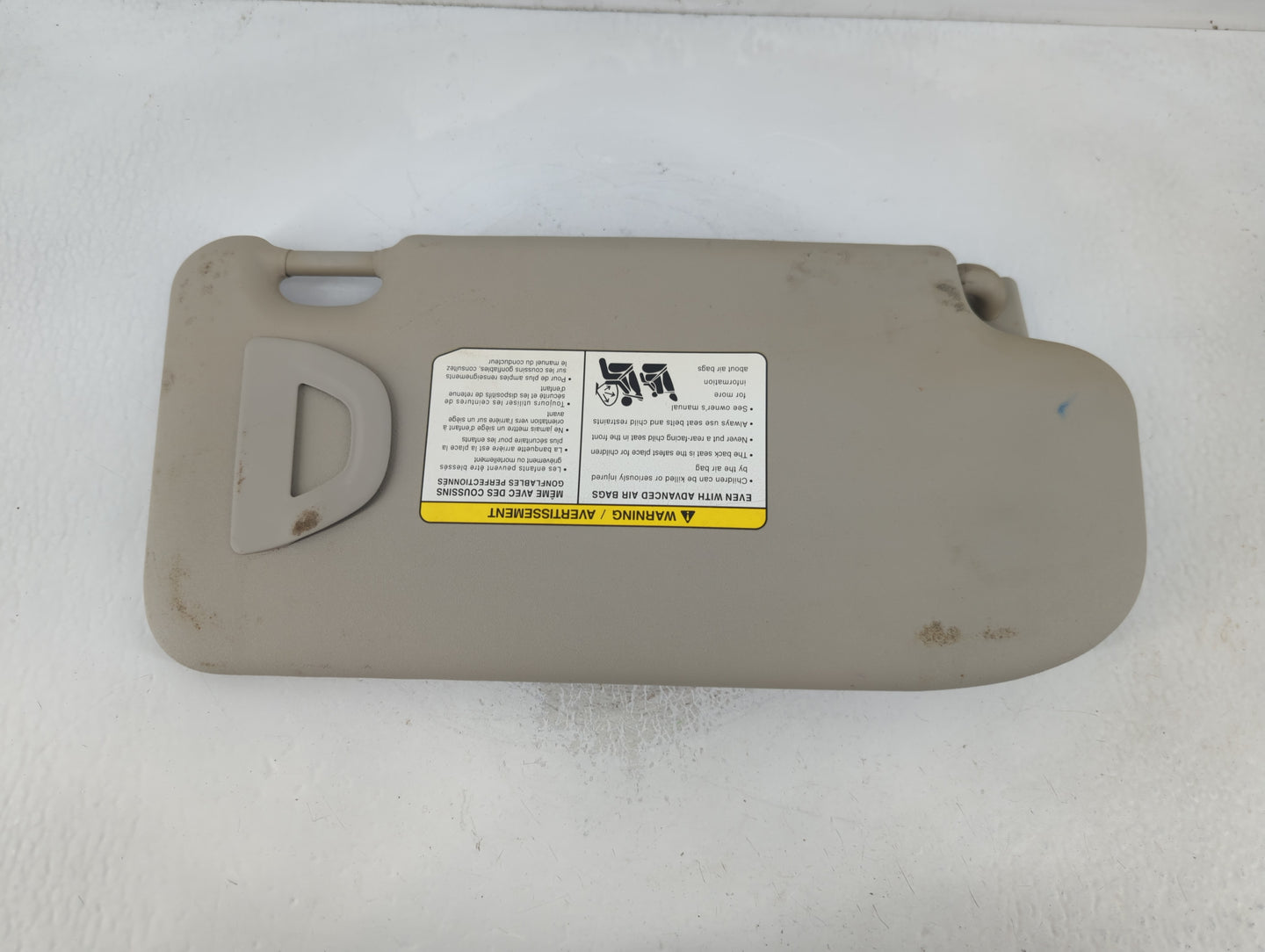 2017-2018 Nissan Rogue Sport Sun Visor Shade Replacement Passenger Right Mirror Fits Fits 2017 2018 OEM Used Auto Parts - Oe