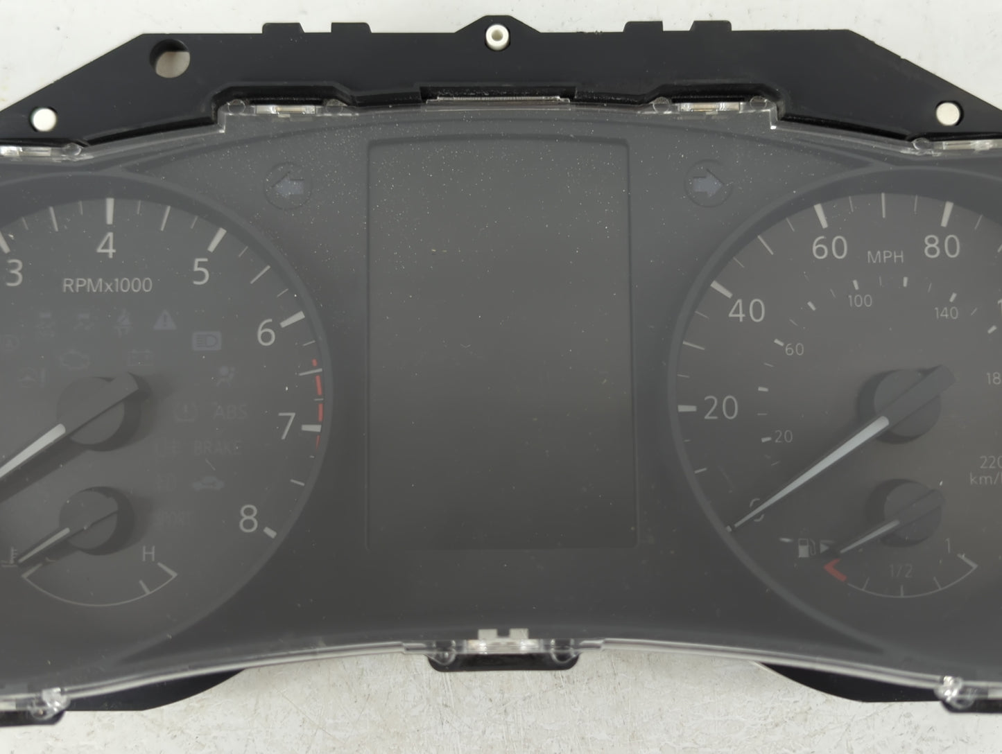 2017-2018 Nissan Rogue Sport Instrument Cluster Speedometer Gauges P/N:7FR0A/2U9H Fits Fits 2017 2018 OEM Used Auto Parts - 