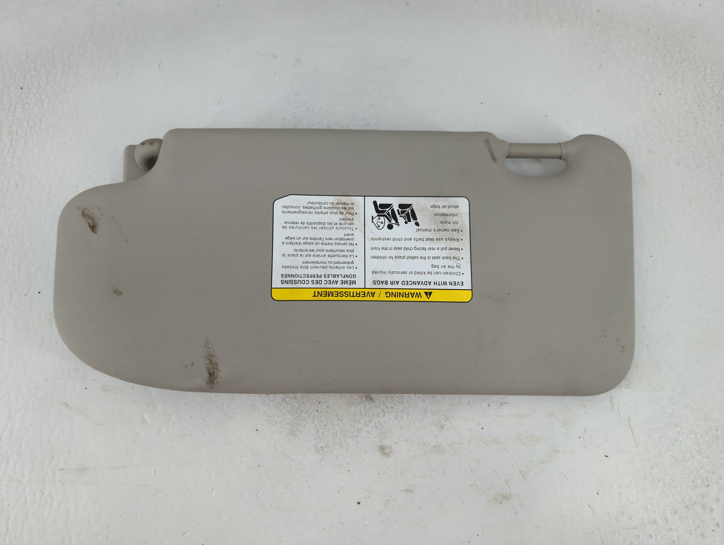 2017-2018 Nissan Rogue Sport Sun Visor Shade Replacement Passenger Right Mirror Fits Fits 2017 2018 OEM Used Auto Parts - Oe