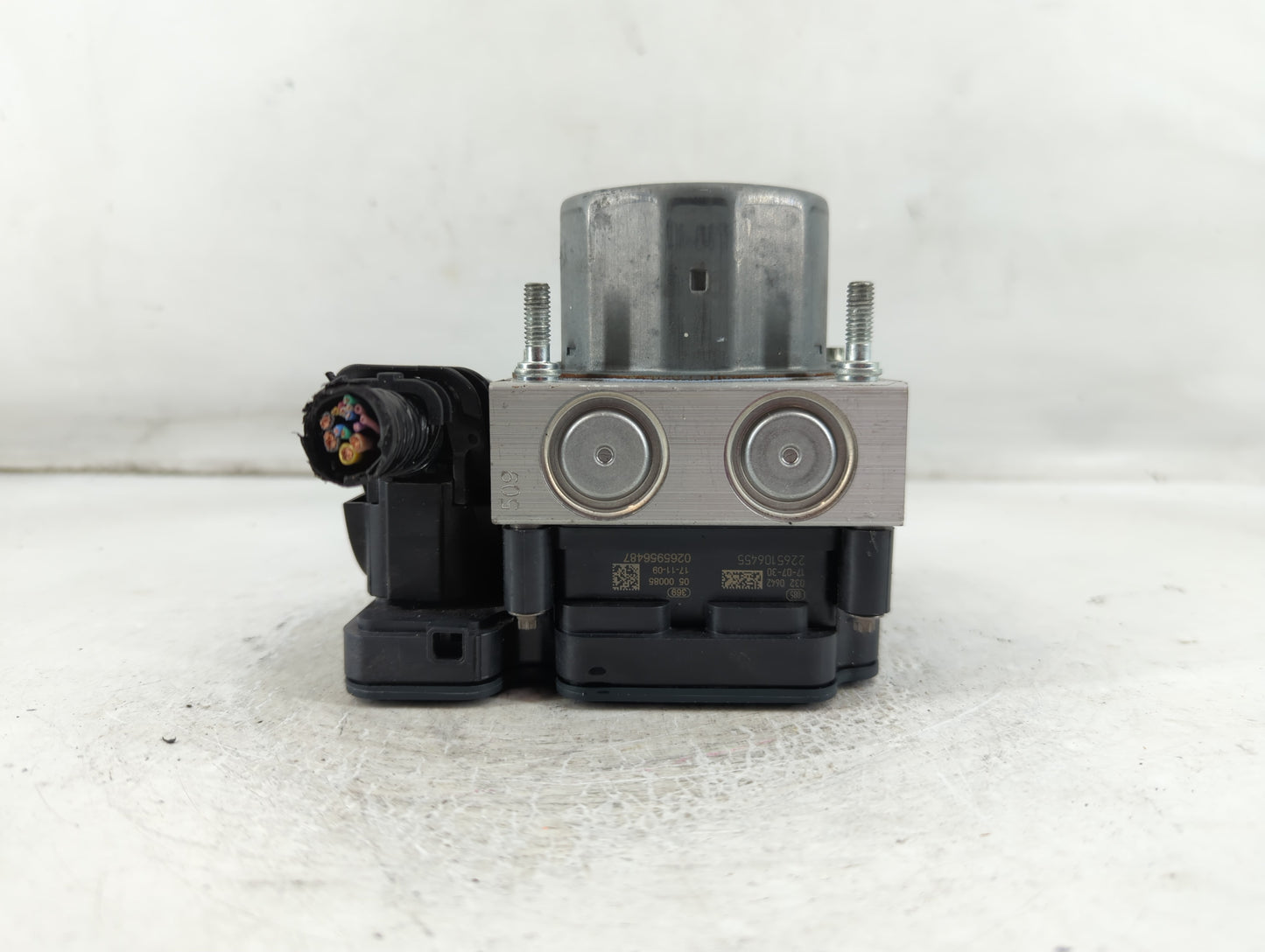 2018 Nissan Rogue Sport ABS Pump Control Module Replacement P/N:47660 6MG4A Fits OEM Used Auto Parts - Oemusedautoparts1.com