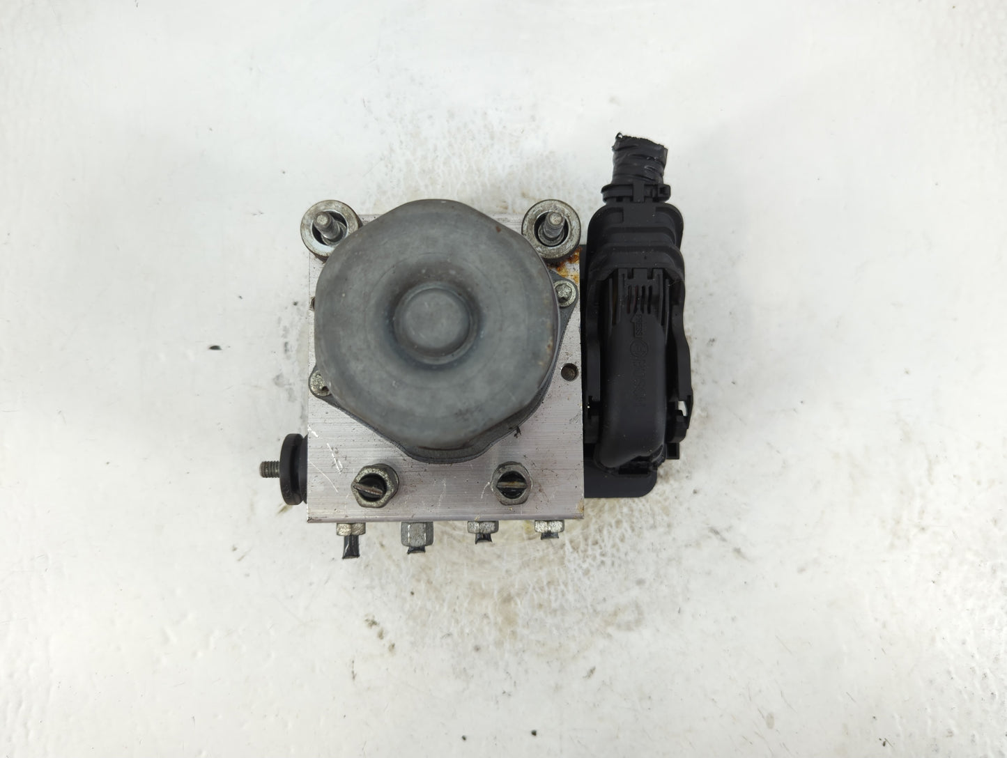 2018 Nissan Rogue Sport ABS Pump Control Module Replacement P/N:47660 6MG4A Fits OEM Used Auto Parts - Oemusedautoparts1.com