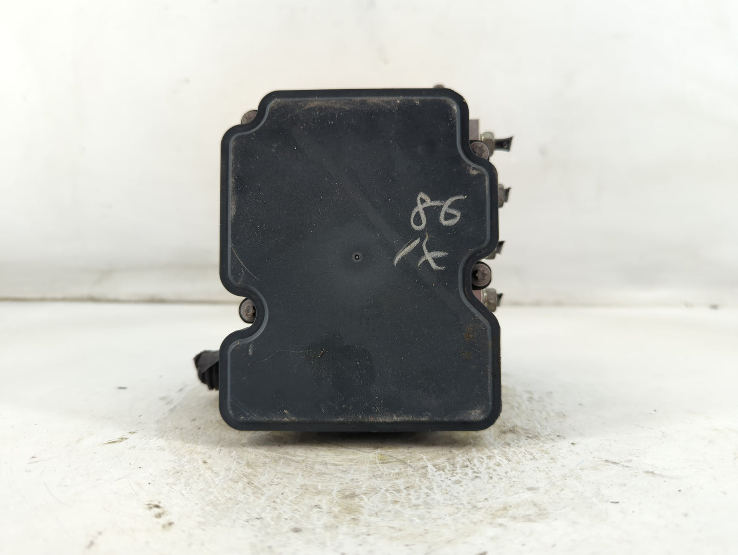 2018 Nissan Rogue Sport ABS Pump Control Module Replacement P/N:47660 6MG4A Fits OEM Used Auto Parts - Oemusedautoparts1.com