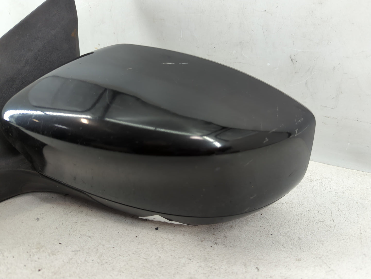 2016-2019 Nissan Sentra Driver Side View Mirror - Left Door Mirror OEM Used - Oemusedautoparts1.com