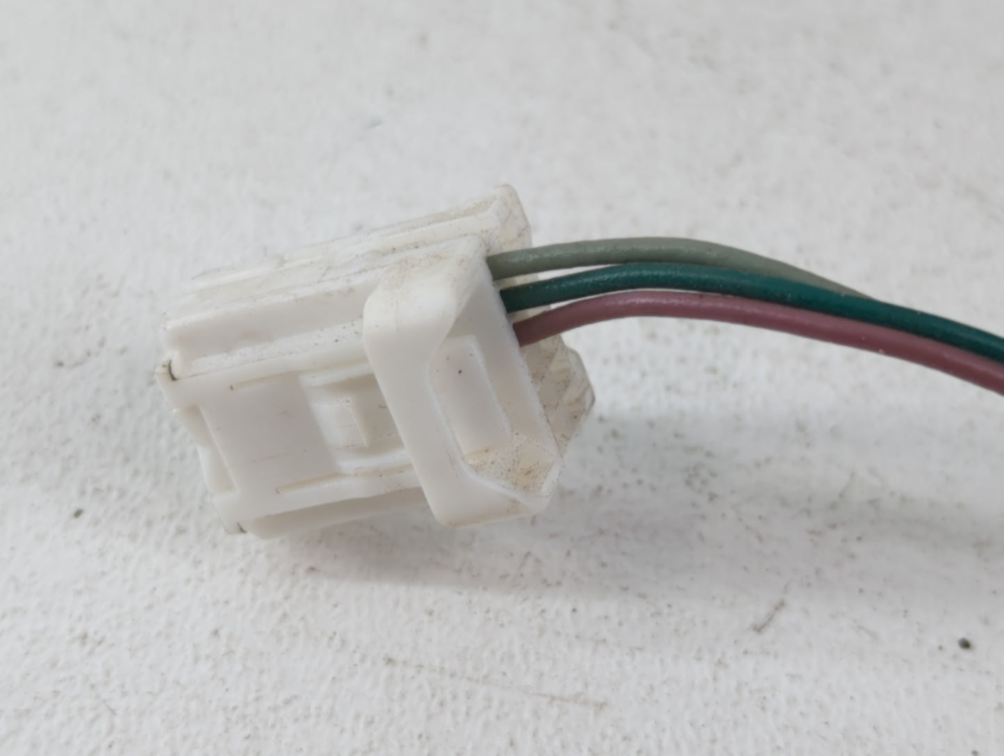 2016-2019 Nissan Sentra Driver Side View Mirror - Left Door Mirror OEM Used - Oemusedautoparts1.com