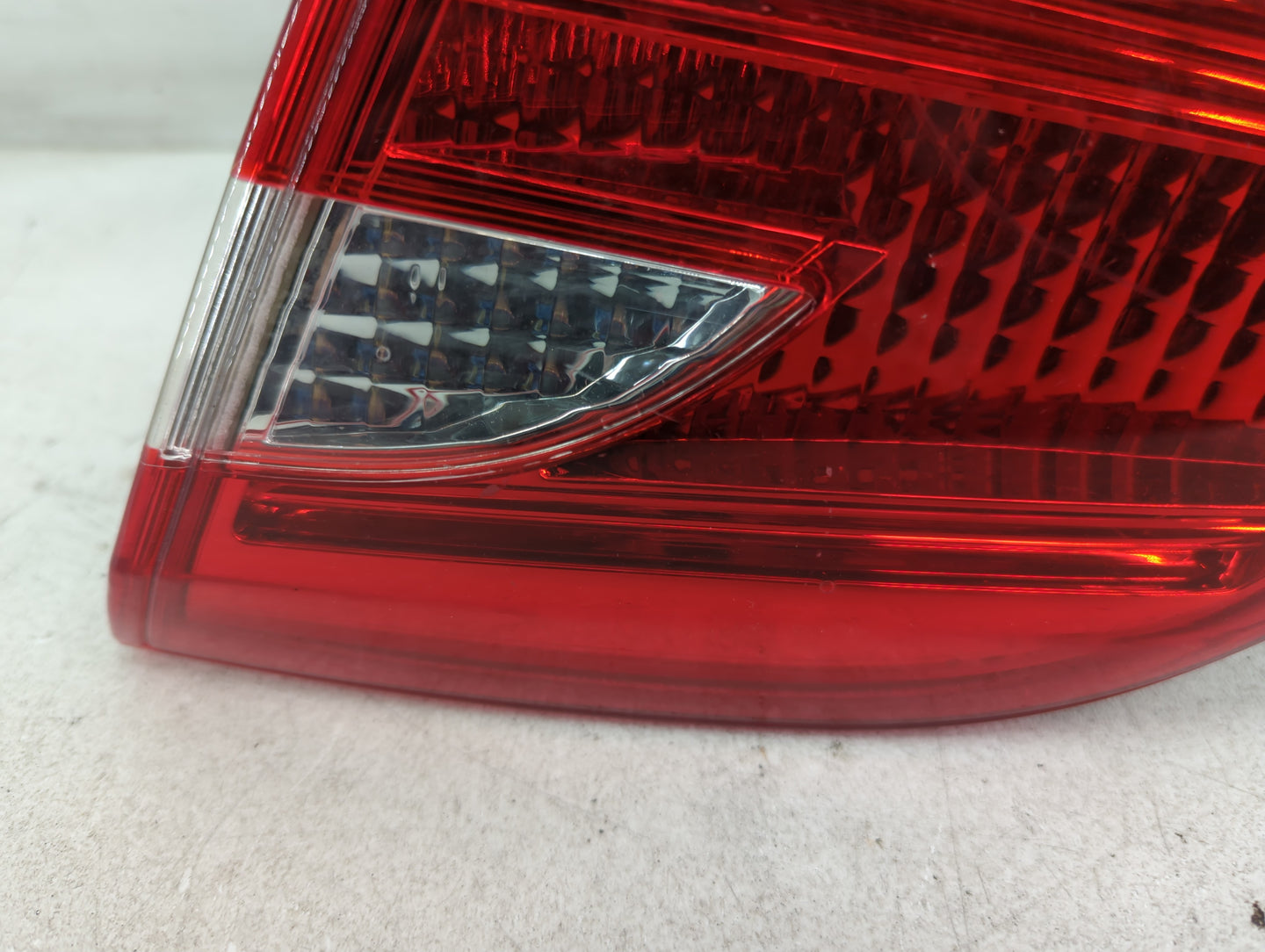 2016-2019 Nissan Sentra Tail Light Assembly Passenger Right OEM P/N:205 281 02 Fits Fits 2016 2017 2018 2019 OEM Used Auto P