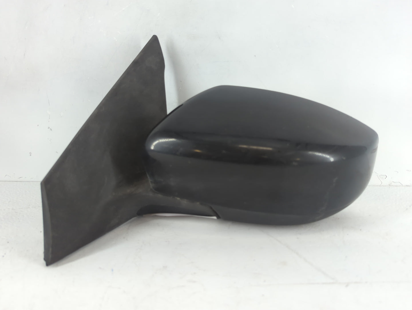 2016-2019 Nissan Sentra Driver Side View Mirror - Left Door Mirror OEM Used - Oemusedautoparts1.com