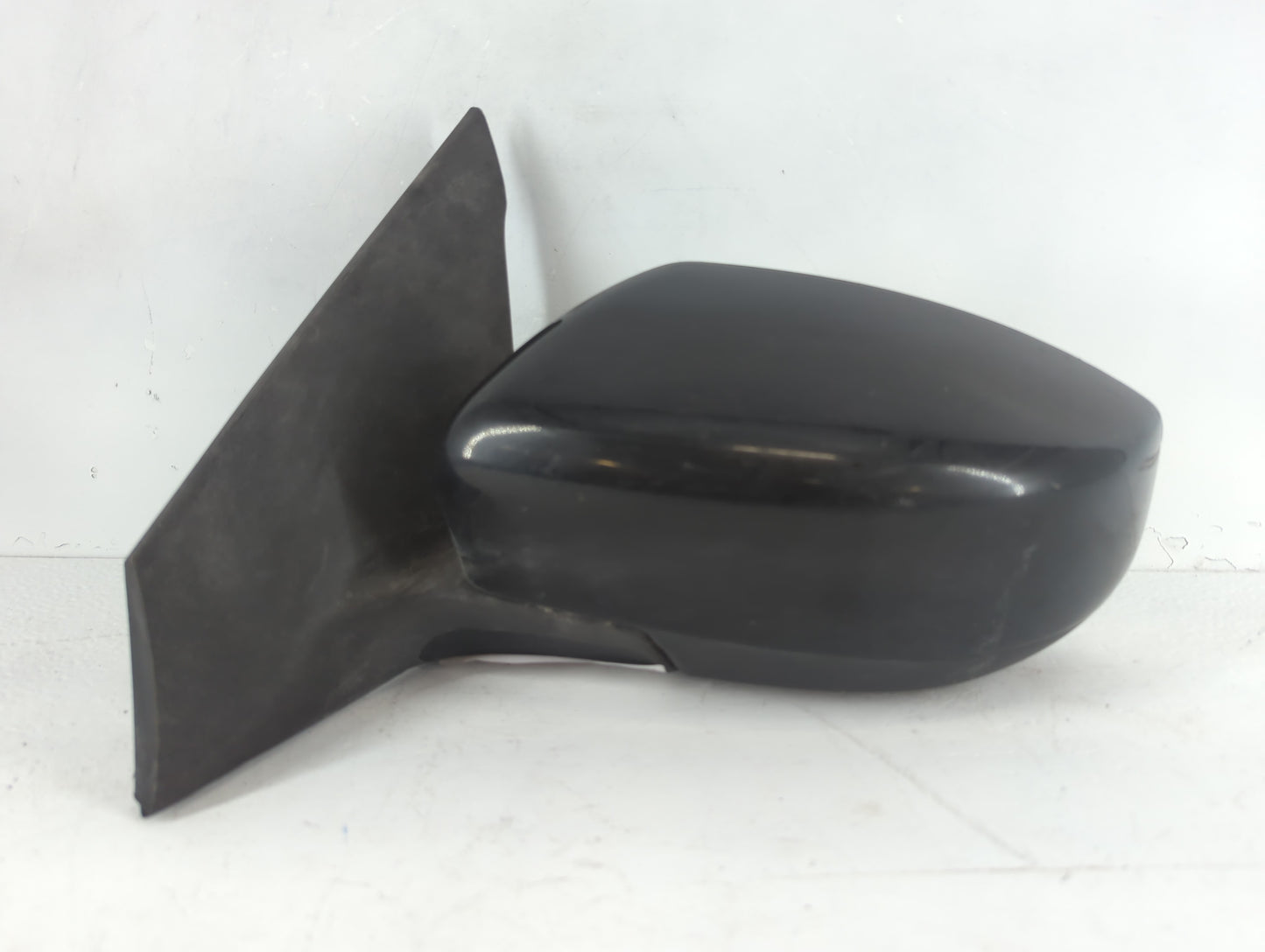 2016-2019 Nissan Sentra Driver Side View Mirror - Left Door Mirror OEM Used - Oemusedautoparts1.com