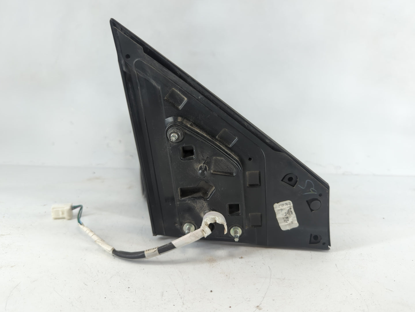 2016-2019 Nissan Sentra Driver Side View Mirror - Left Door Mirror OEM Used - Oemusedautoparts1.com