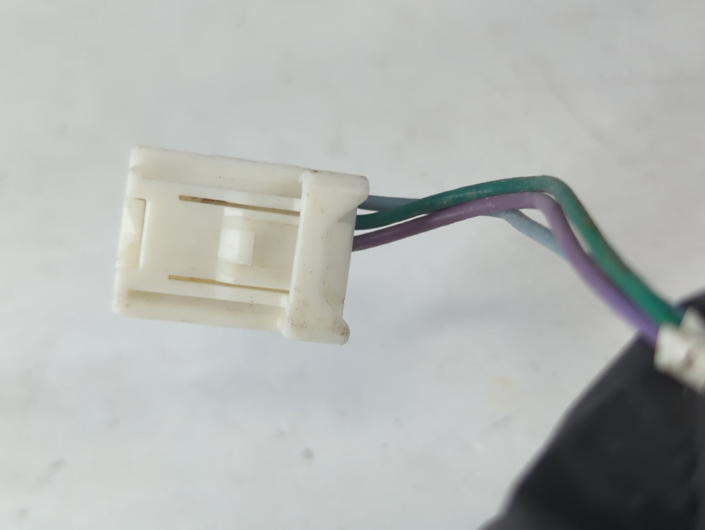 2016-2019 Nissan Sentra Driver Side View Mirror - Left Door Mirror OEM Used - Oemusedautoparts1.com