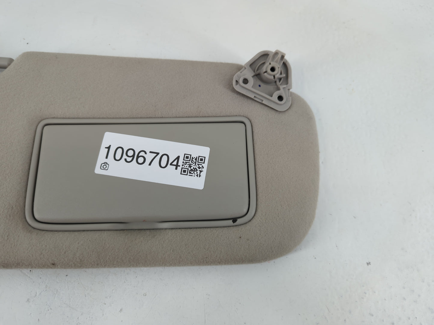 2013-2019 Nissan Sentra Sun Visor Shade Replacement Passenger Right Mirror Fits Fits 2012 2013 2014 2015 2016 2017 2018 2019