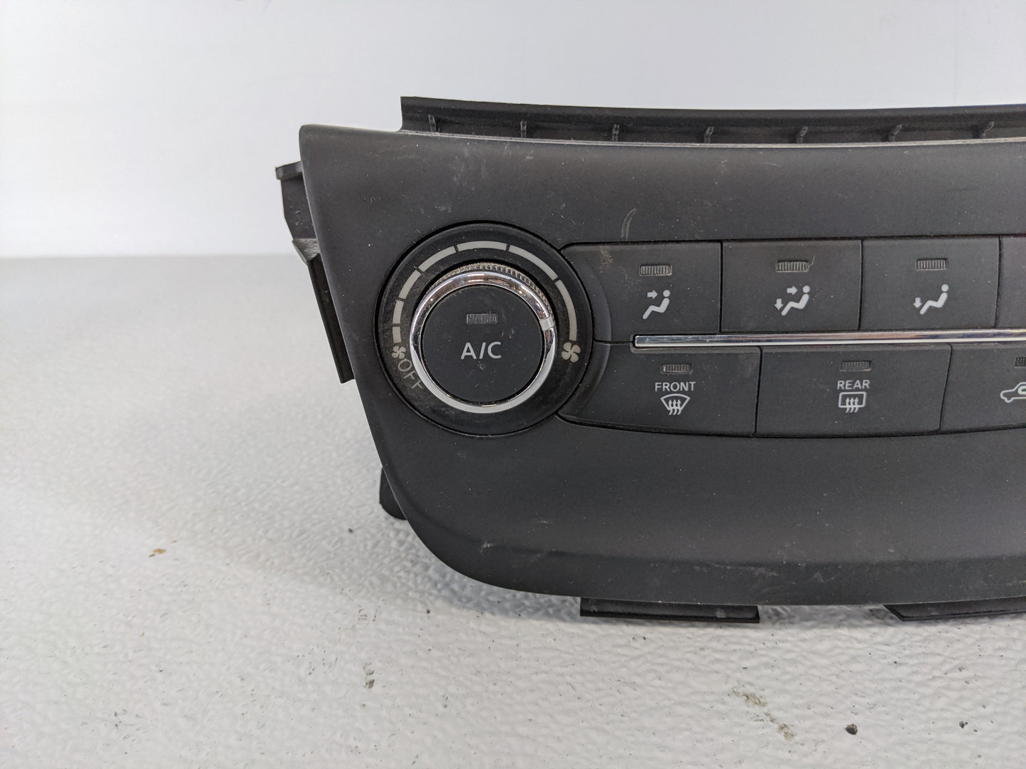 2017-2019 Nissan Sentra Climate Control Module Temperature AC/Heater Replacement P/N:275004AF2B Fits Fits 2017 2018 2019 OEM