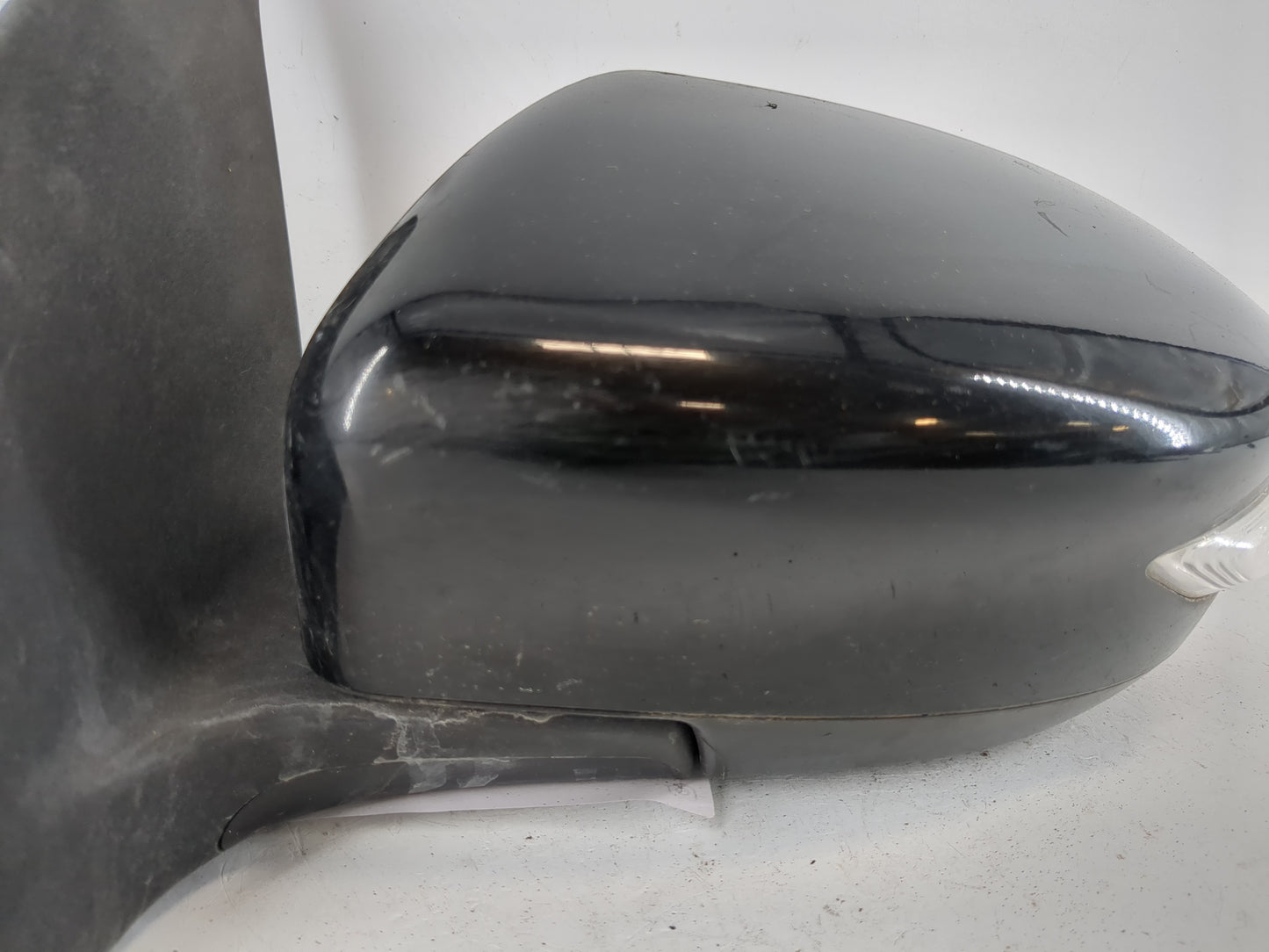 2016-2019 Nissan Sentra Driver Side View Mirror - Left Door Mirror OEM Used - Oemusedautoparts1.com