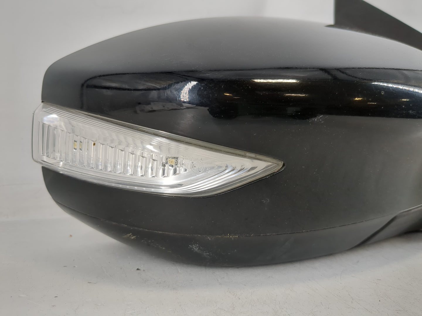 2016-2019 Nissan Sentra Passenger Side View Mirror - Right Door Mirror OEM Used - Oemusedautoparts1.com