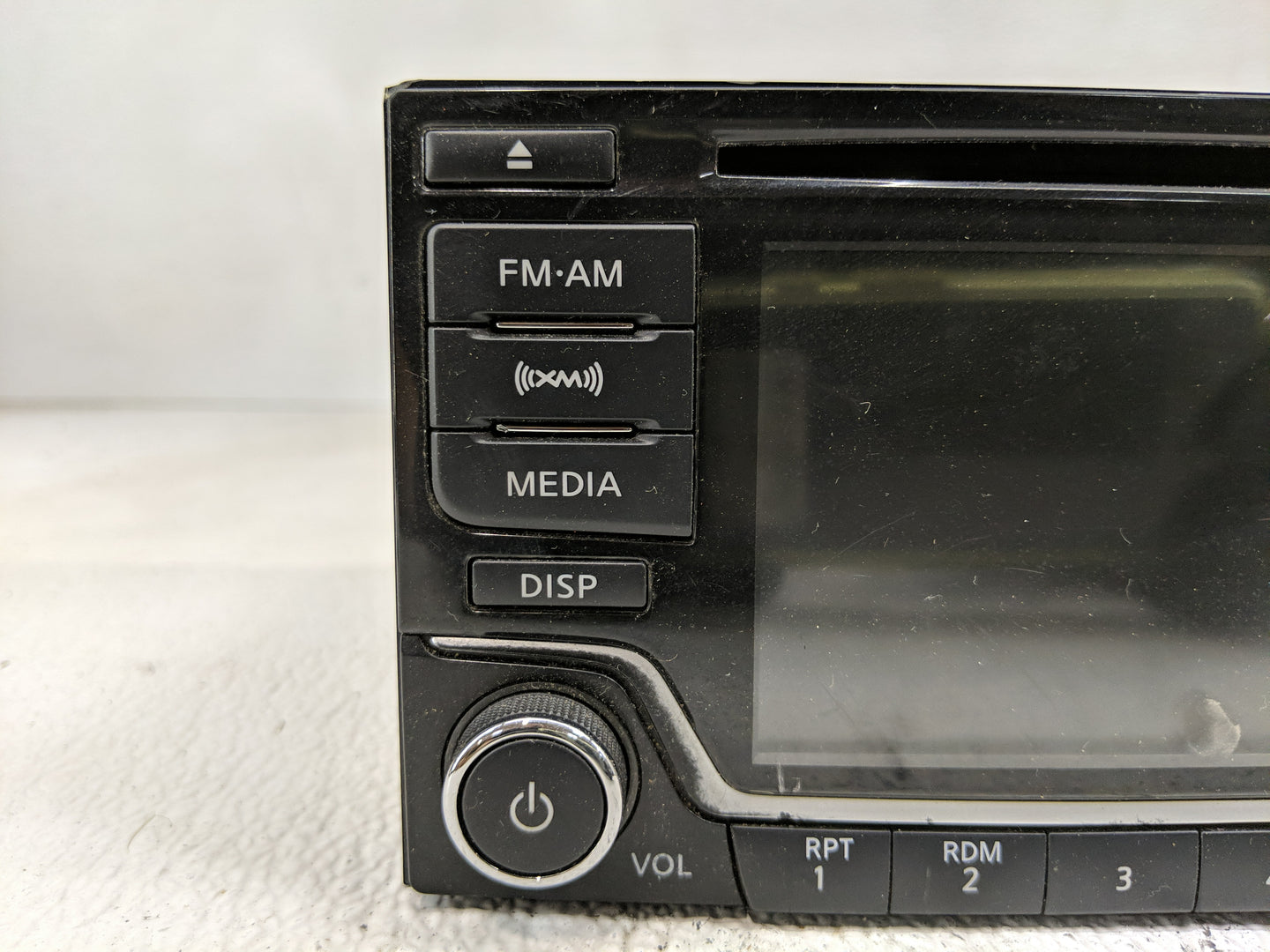2017-2019 Nissan Sentra Radio AM FM Cd Player Receiver Replacement Fits Fits 2017 2018 2019 OEM Used Auto Parts - Oemusedaut