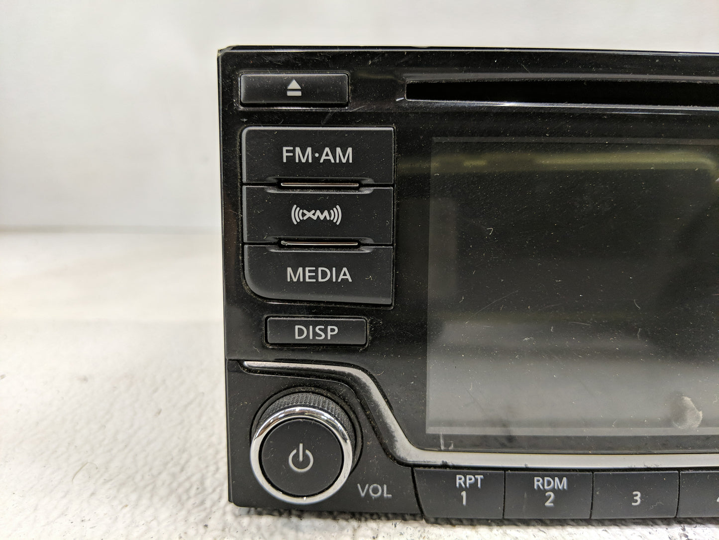 2017-2019 Nissan Sentra Radio AM FM Cd Player Receiver Replacement Fits Fits 2017 2018 2019 OEM Used Auto Parts - Oemusedaut