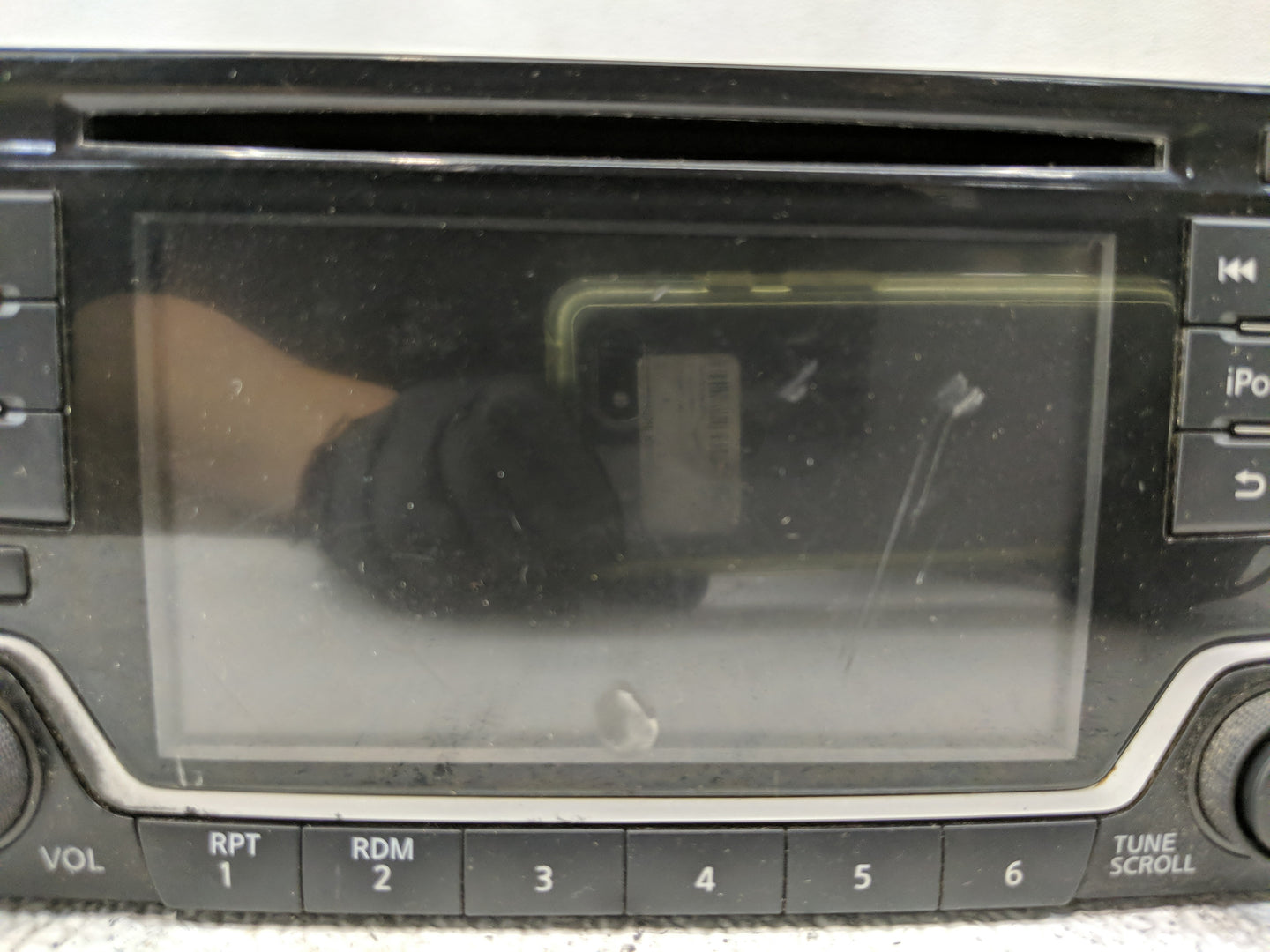 2017-2019 Nissan Sentra Radio AM FM Cd Player Receiver Replacement Fits Fits 2017 2018 2019 OEM Used Auto Parts - Oemusedaut