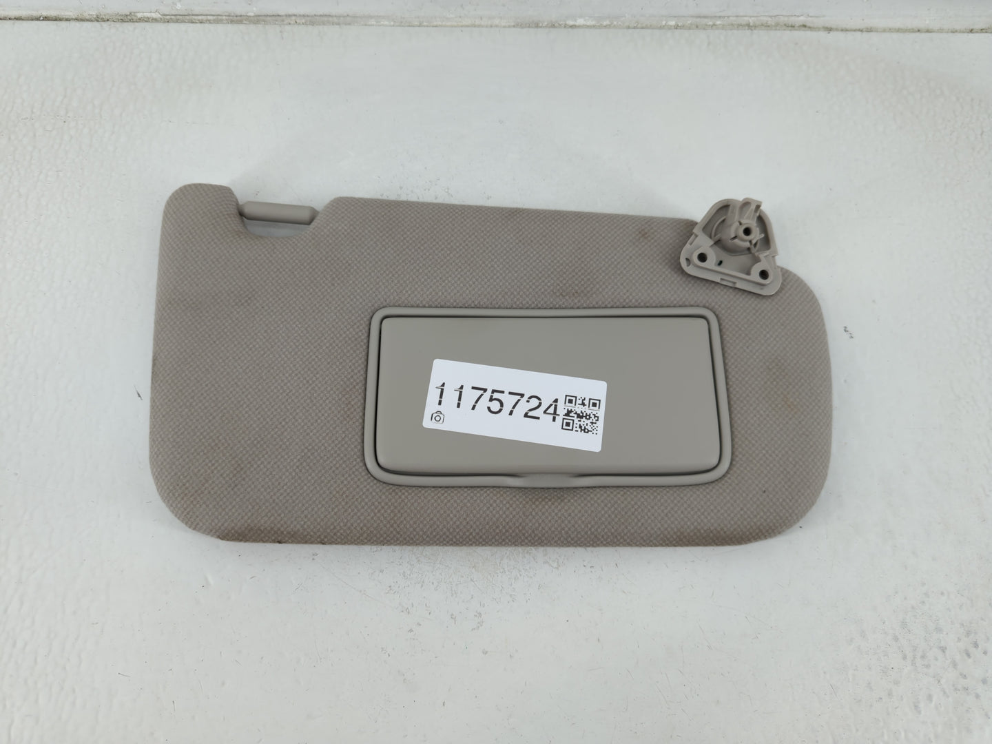 2013-2019 Nissan Sentra Sun Visor Shade Replacement Passenger Right Mirror Fits Fits 2012 2013 2014 2015 2016 2017 2018 2019