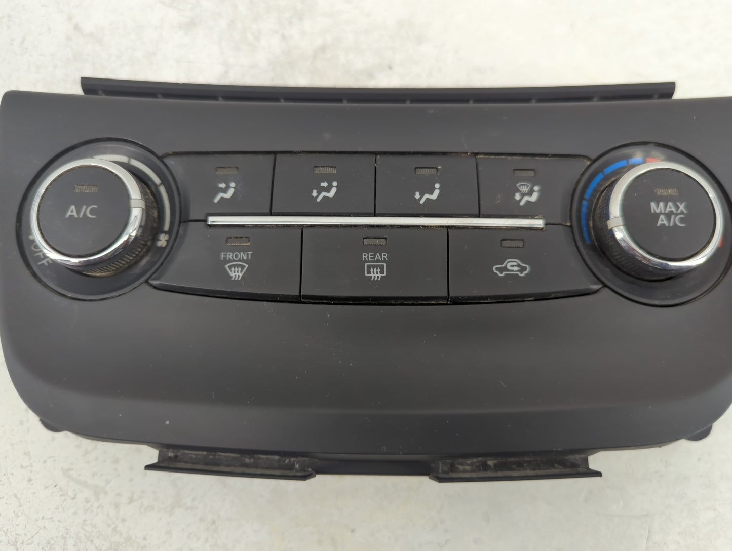 2017-2019 Nissan Sentra Climate Control Module Temperature AC/Heater Replacement Fits Fits 2017 2018 2019 OEM Used Auto Part