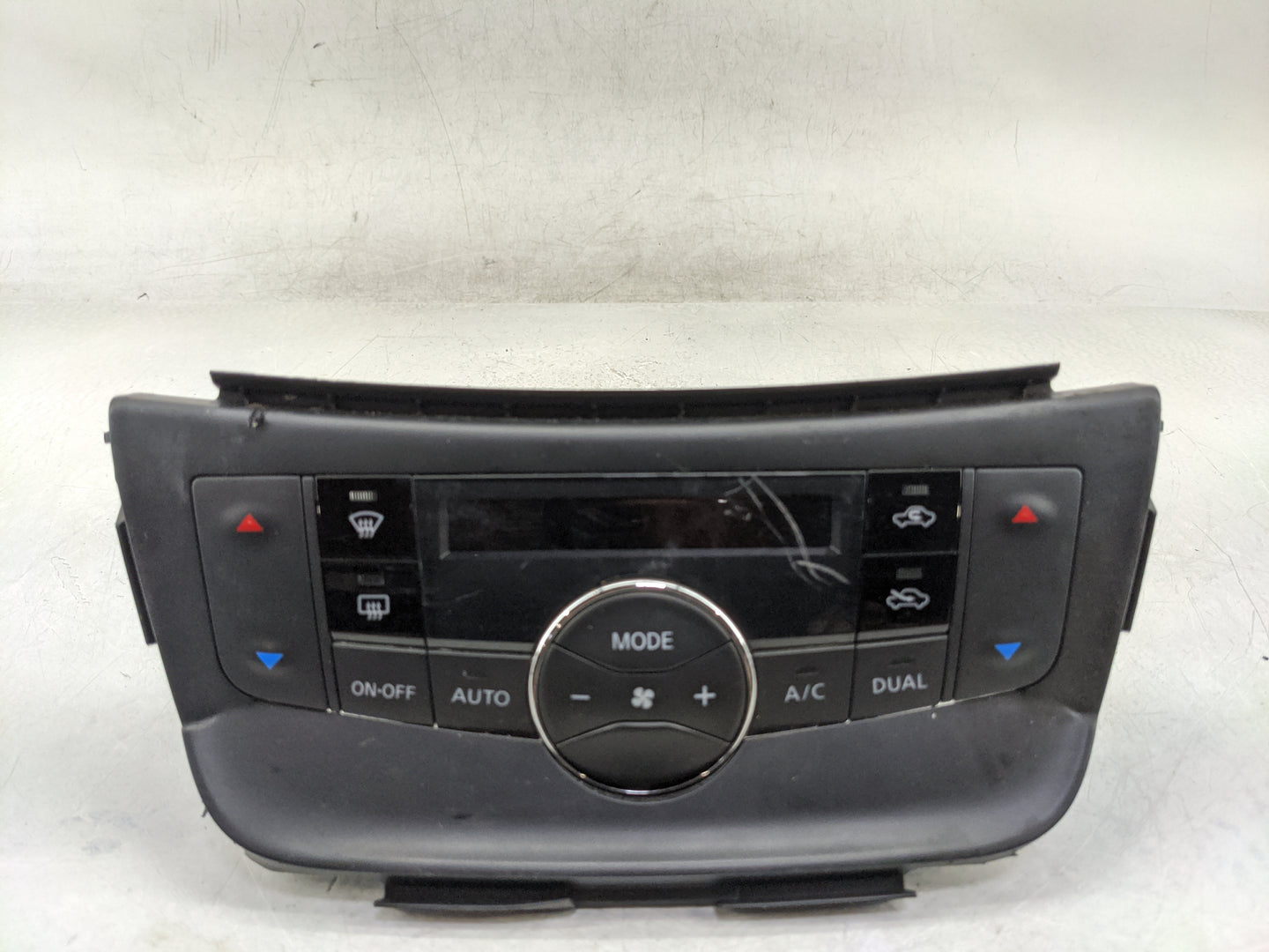 2015-2019 Nissan Sentra Climate Control Module Temperature AC/Heater Replacement P/N:27500 4AT4A Fits OEM Used Auto Parts - 