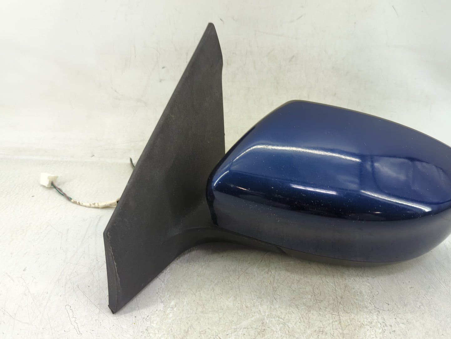 2016-2019 Nissan Sentra Driver Side View Mirror - Left Door Mirror OEM Used - Oemusedautoparts1.com