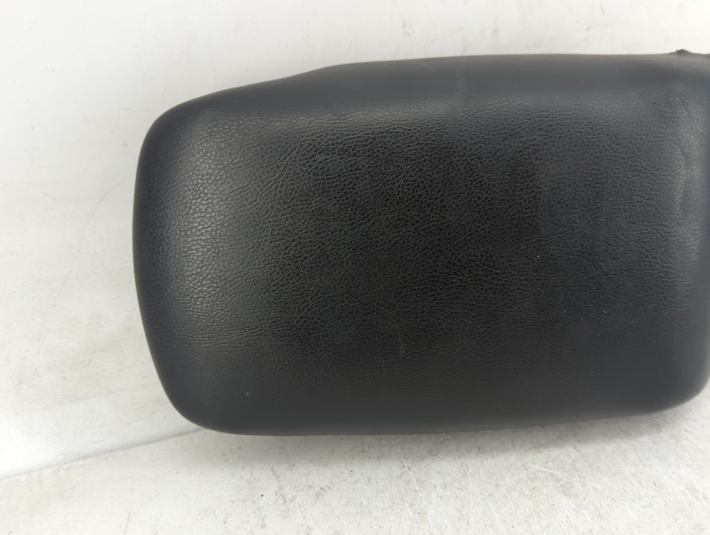 2018 Nissan Sentra Center Console Armrest Cover Lid Fits OEM Used Auto Parts - Oemusedautoparts1.com