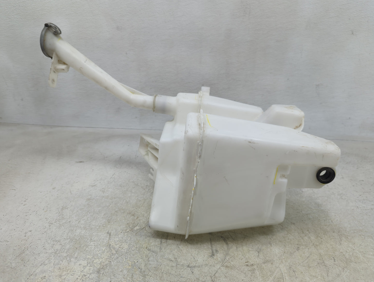 2016-2019 Nissan Sentra Windshield Washer Fluid Reservoir Bottle Oem - Oemusedautoparts1.com