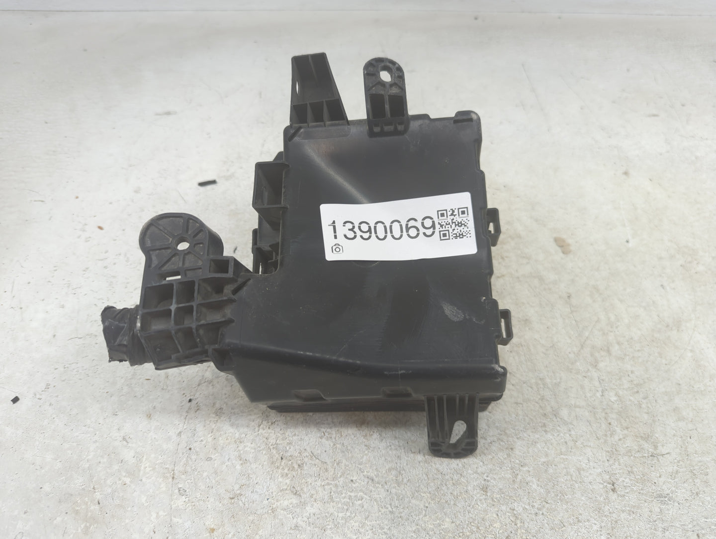 2013-2019 Nissan Sentra Fusebox Fuse Box Panel Relay Module Fits Fits 2013 2014 2015 2016 2017 2018 2019 OEM Used Auto Parts