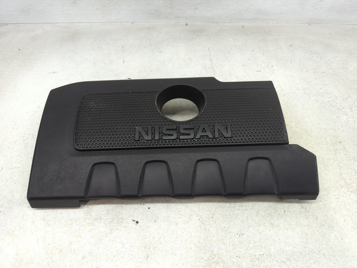 2018 Nissan Sentra Engine Cover - Oemusedautoparts1.com
