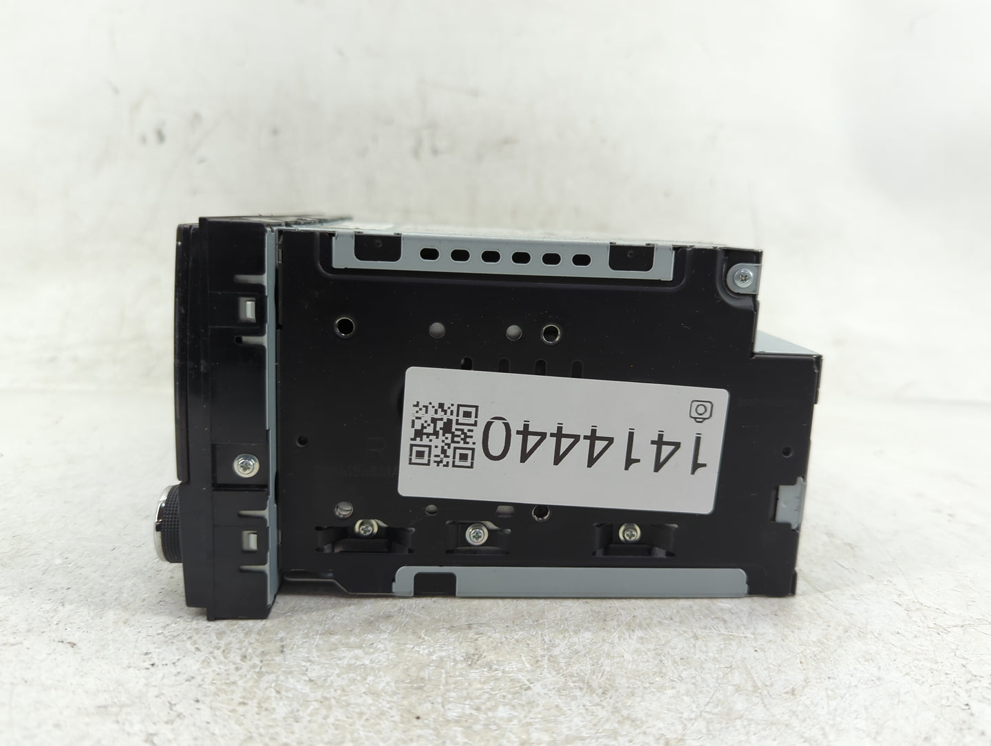 2018-2019 Nissan Sentra Radio AM FM Cd Player Receiver Replacement P/N:28185 4AF6A Fits Fits 2018 2019 OEM Used Auto Parts -