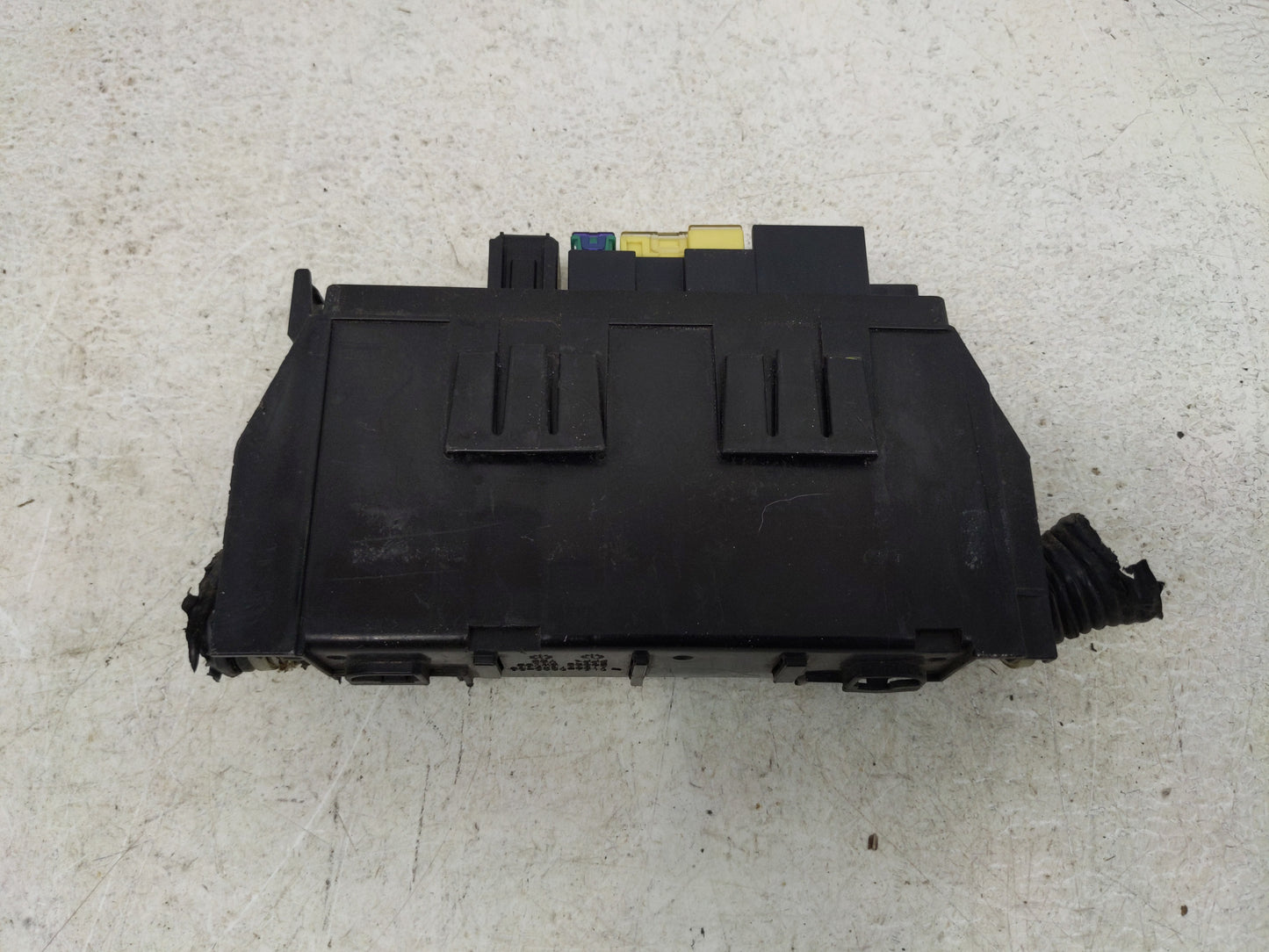 2013-2019 Nissan Sentra Fusebox Fuse Box Panel Relay Module P/N:24382 EW70B 7154-7223-30 Fits OEM Used Auto Parts - Oemuseda
