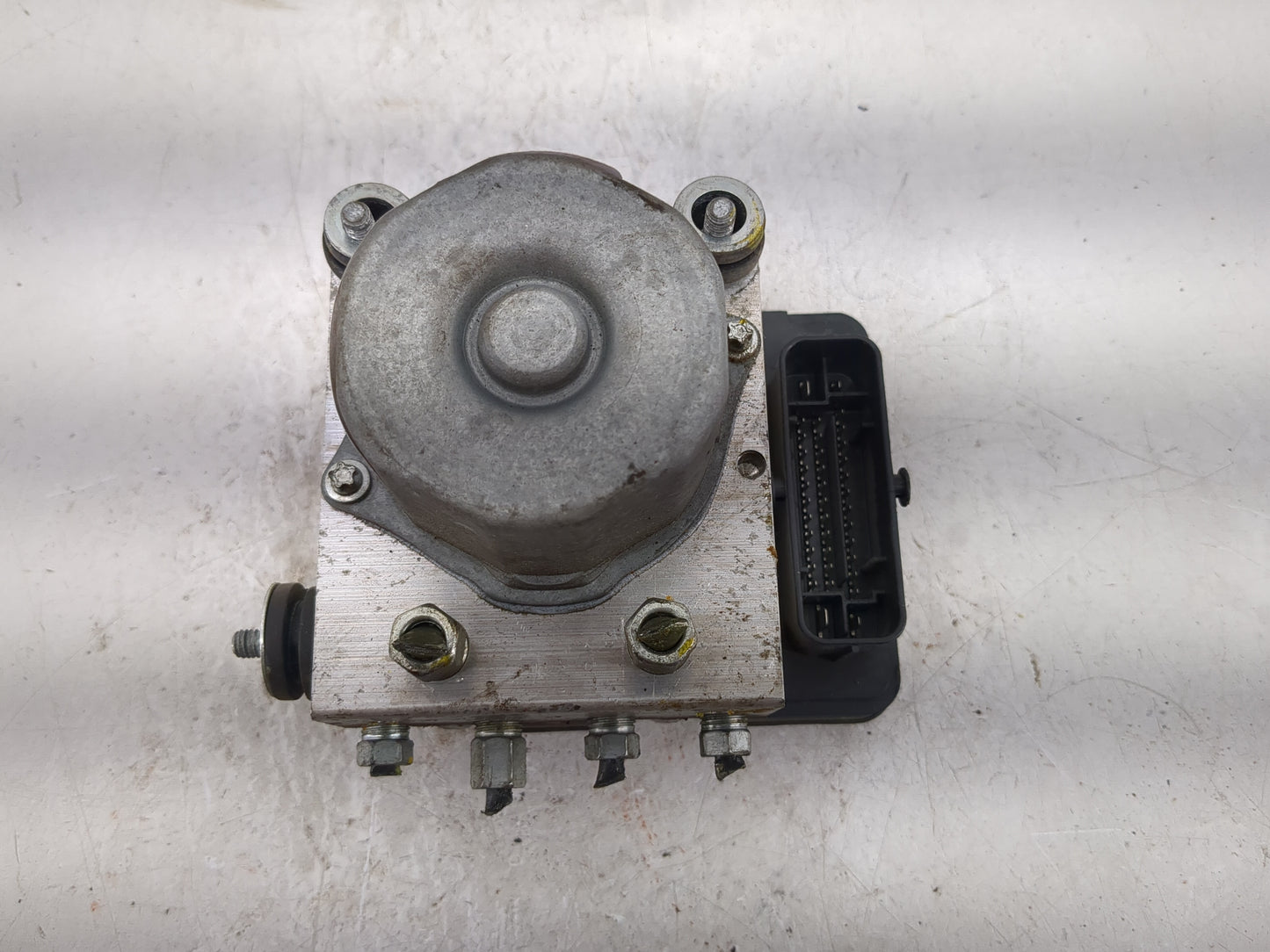 2016-2019 Nissan Sentra ABS Pump Control Module Replacement P/N:0265956580 2265106527 Fits Fits 2016 2017 2018 2019 OEM Used