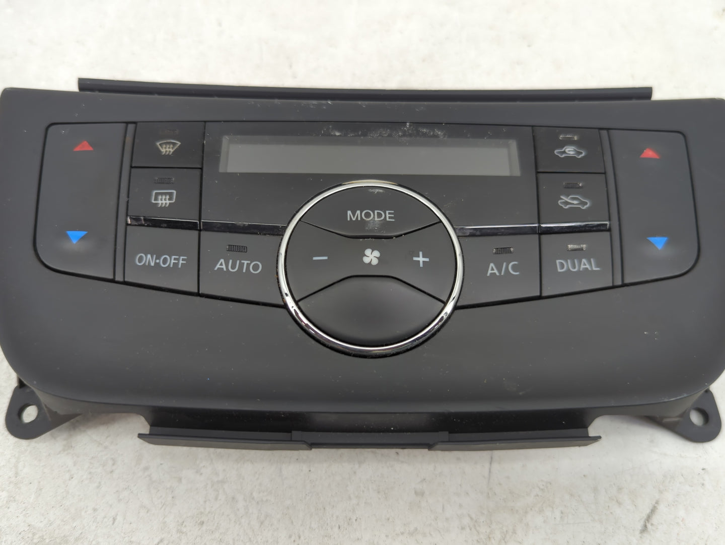 2015-2019 Nissan Sentra Climate Control Module Temperature AC/Heater Replacement P/N:27500 4AT4A Fits OEM Used Auto Parts - 