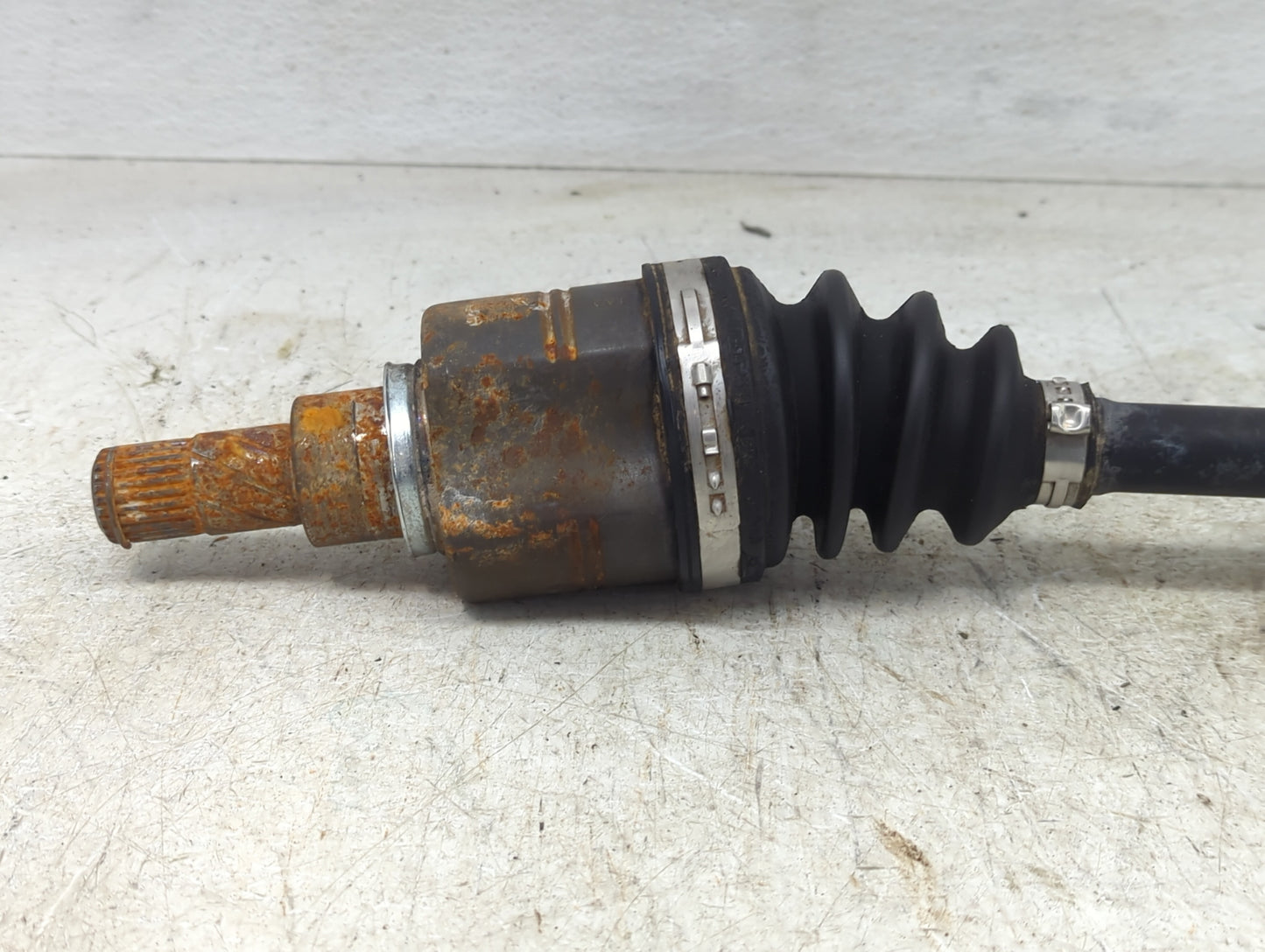 2013-2019 Nissan Sentra Axle Shaft Front Driver Cv C/v - Oemusedautoparts1.com