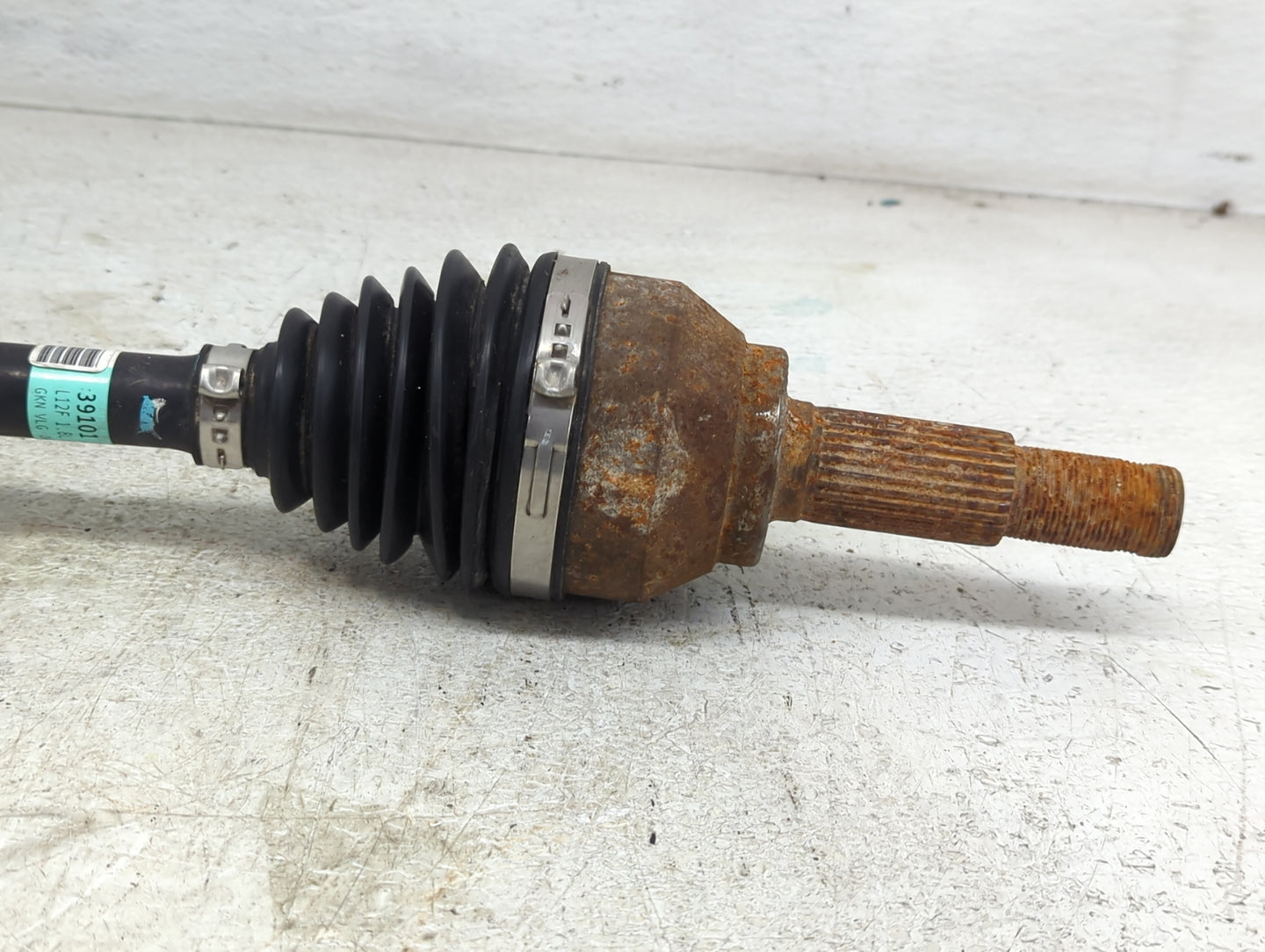 2013-2019 Nissan Sentra Axle Shaft Front Driver Cv C/v - Oemusedautoparts1.com