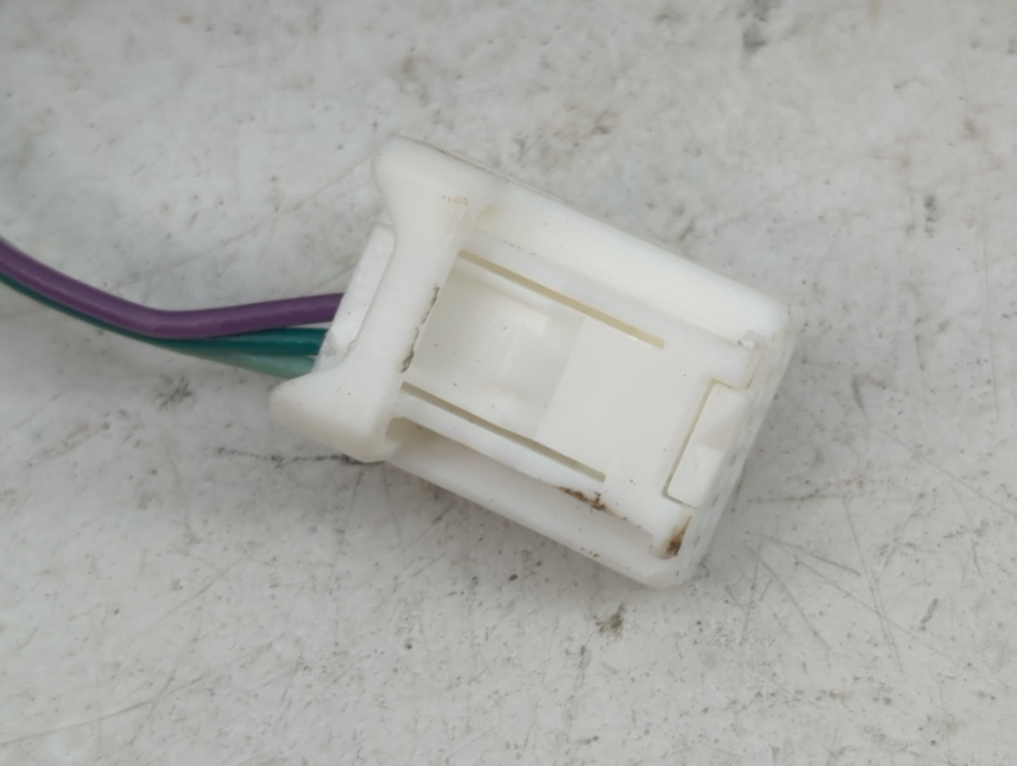 2016-2019 Nissan Sentra Driver Left Side View Power Door Mirror Silver - Oemusedautoparts1.com