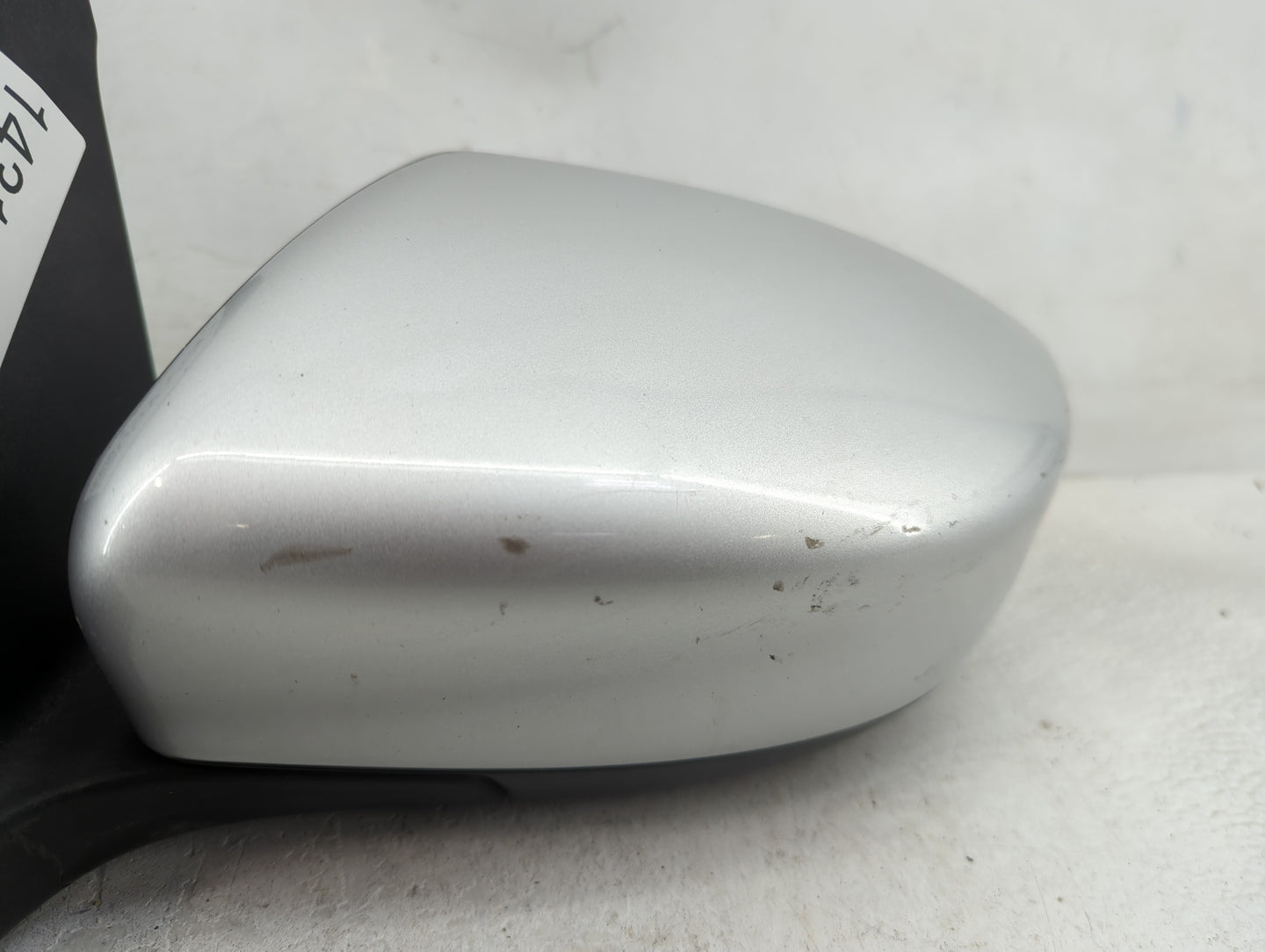 2016-2019 Nissan Sentra Driver Side View Mirror - Left Door Mirror OEM Used - Oemusedautoparts1.com
