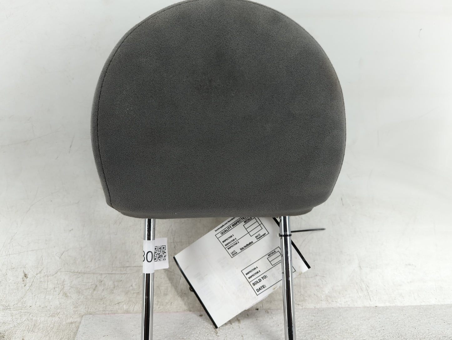 2016-2019 Nissan Sentra Headrest Head Rest Front Driver Seat Grey - Oemusedautoparts1.com
