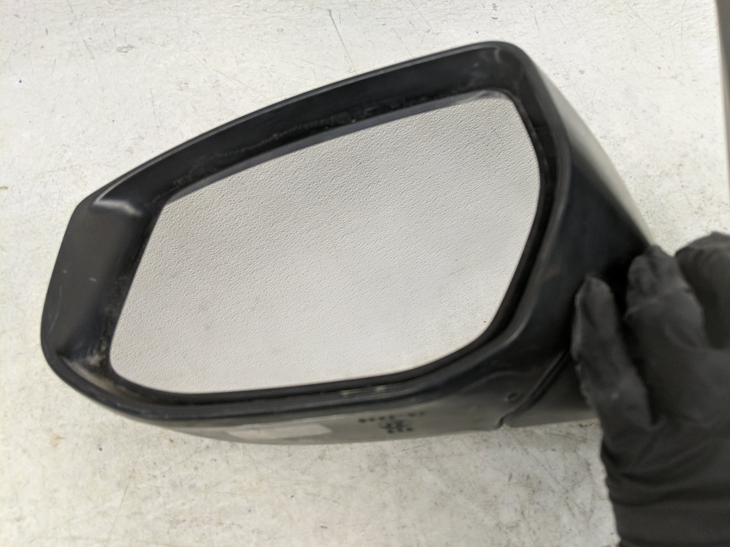 2016-2019 Nissan Sentra Driver Side View Mirror - Left Door Mirror OEM Used - Oemusedautoparts1.com