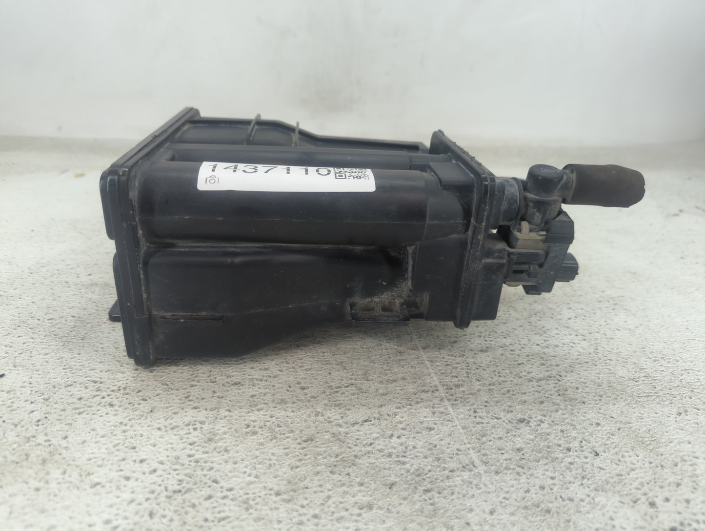 2018 Nissan Sentra Fuel Vapor Charcoal Canister 1437110 - Oemusedautoparts1.com