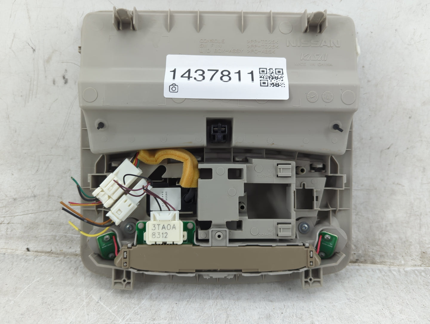 2018 Nissan Sentra Overhead Roof Console - Oemusedautoparts1.com