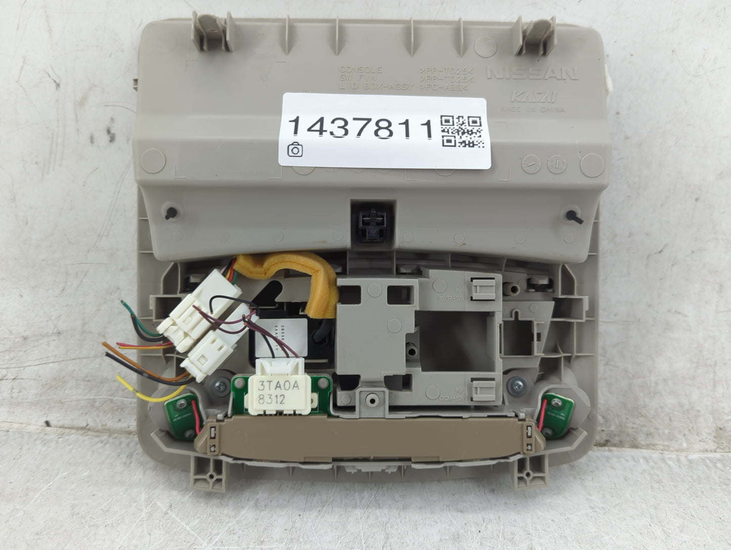 2018 Nissan Sentra Overhead Roof Console - Oemusedautoparts1.com