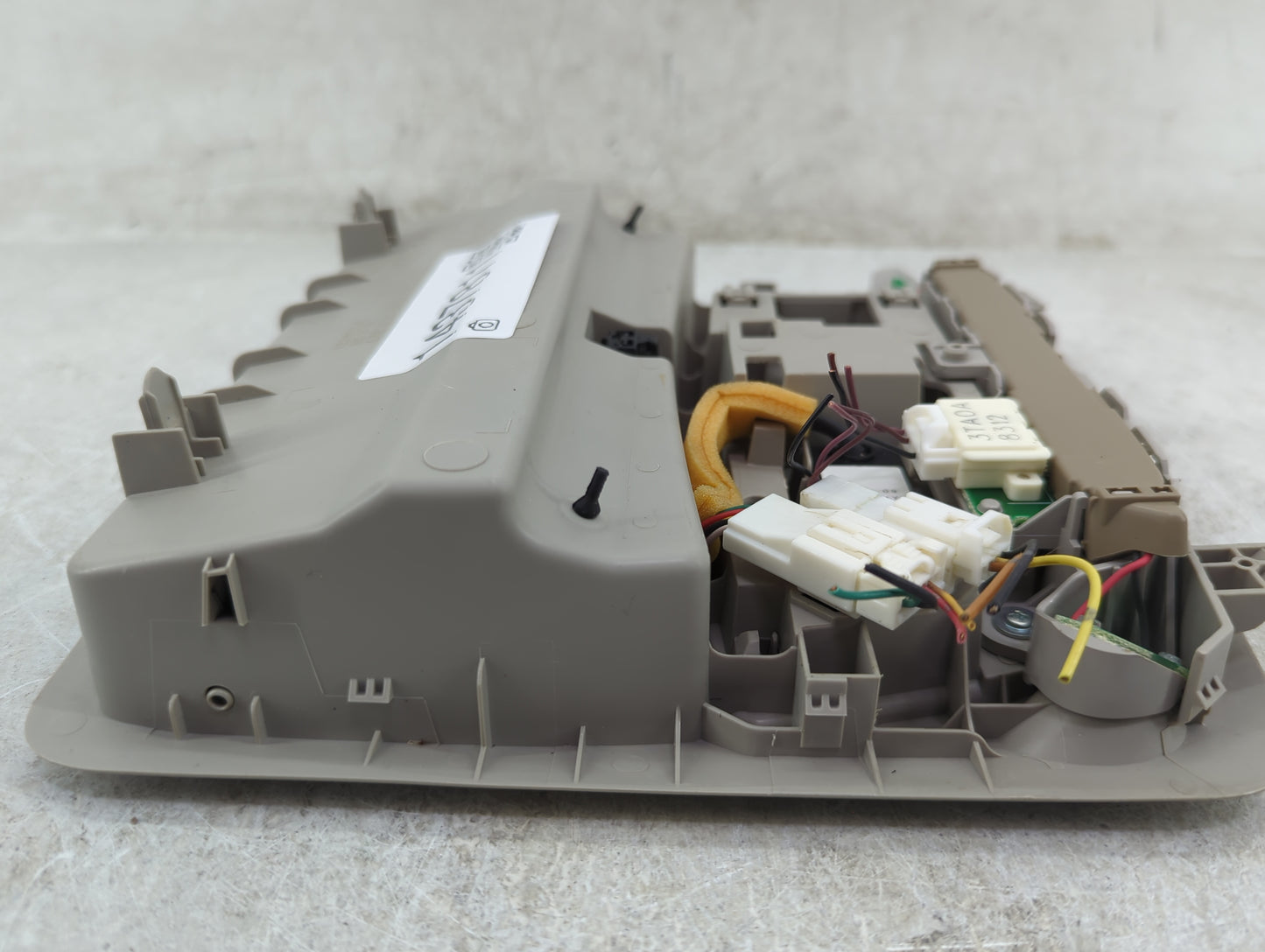 2018 Nissan Sentra Overhead Roof Console - Oemusedautoparts1.com