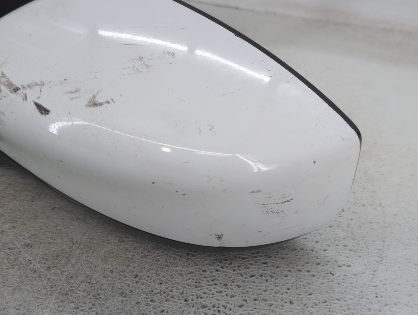 2016-2019 Nissan Sentra Driver Side View Mirror - Left Door Mirror OEM Used - Oemusedautoparts1.com
