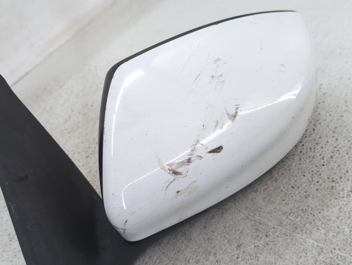 2016-2019 Nissan Sentra Driver Side View Mirror - Left Door Mirror OEM Used - Oemusedautoparts1.com