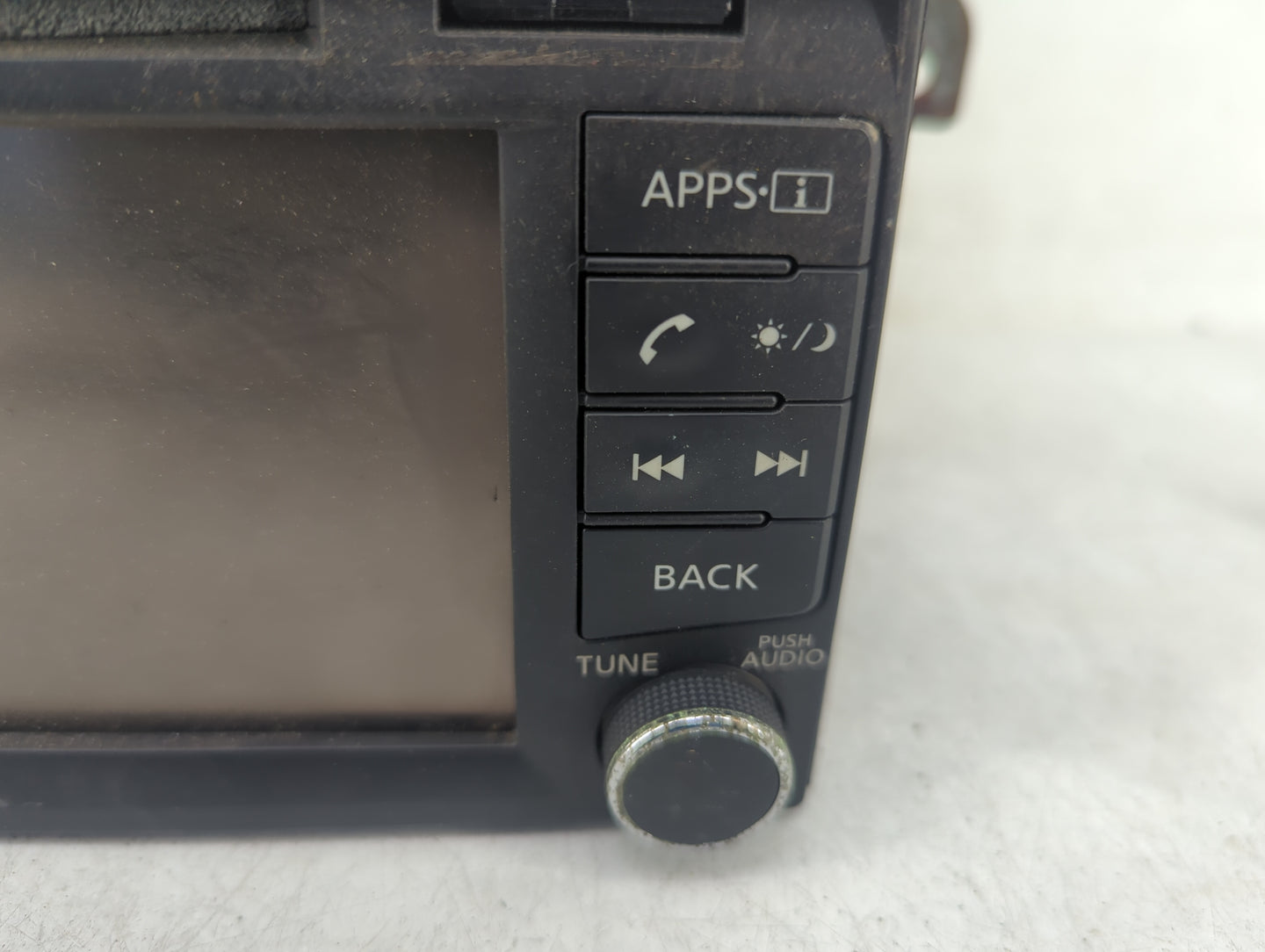 2017-2019 Nissan Sentra Radio AM FM Cd Player Receiver Replacement Fits Fits 2017 2018 2019 OEM Used Auto Parts - Oemusedaut
