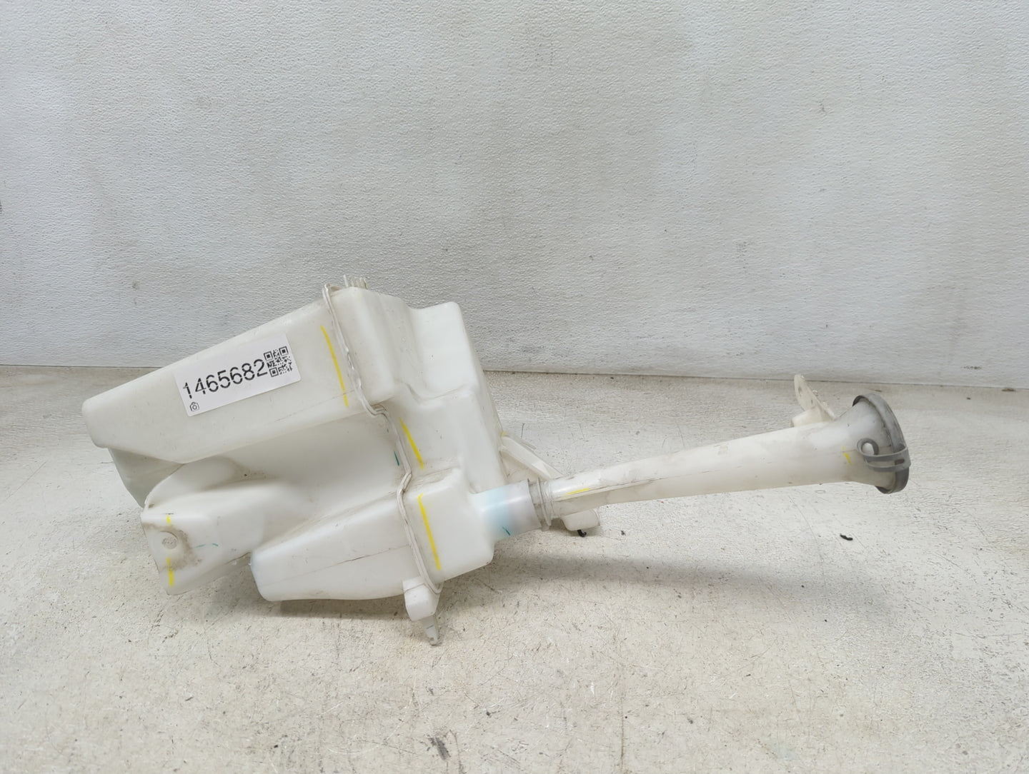 2016-2019 Nissan Sentra Windshield Washer Fluid Reservoir Bottle Oem 1465682 - Oemusedautoparts1.com